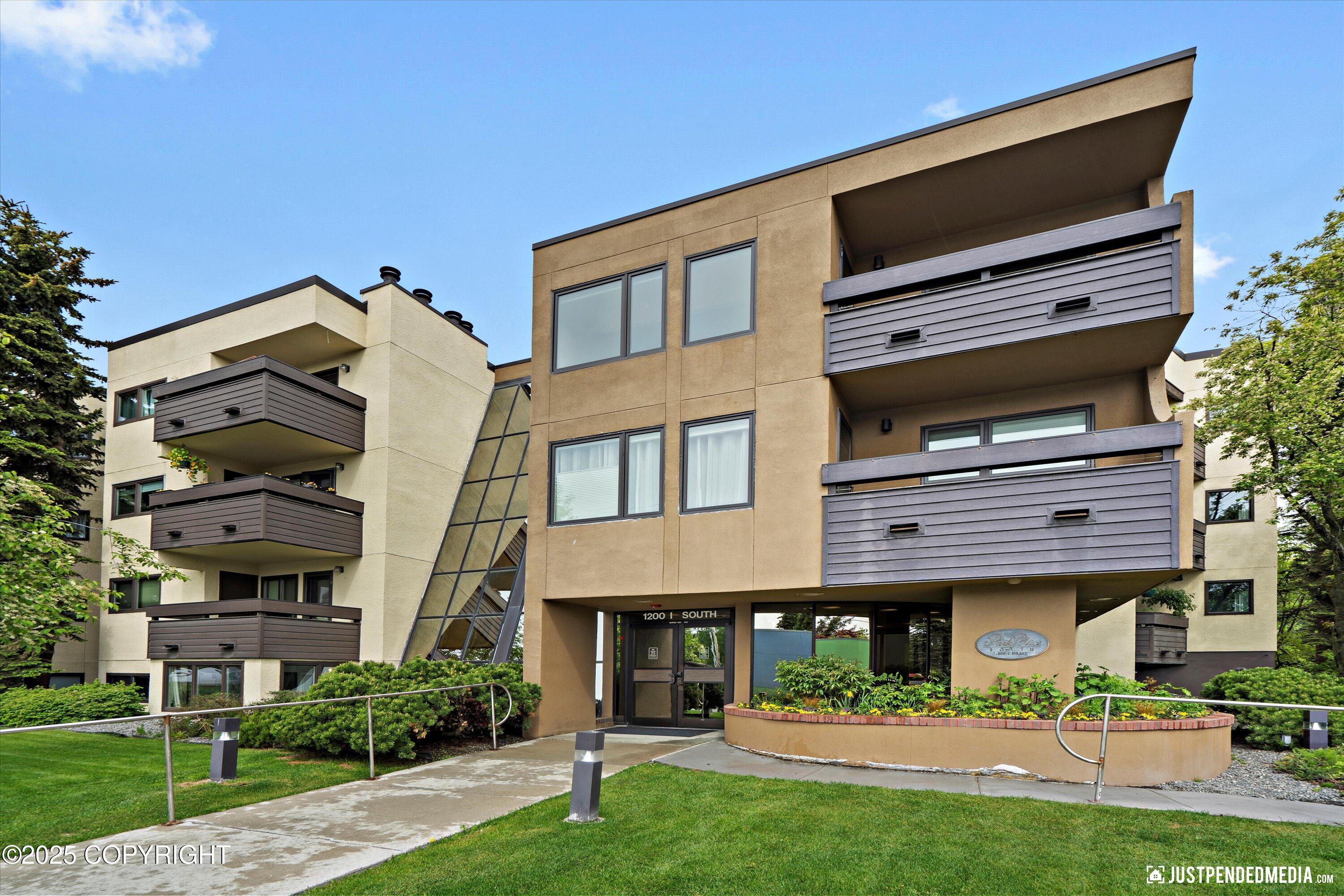 1200 I Street #503, Anchorage, Alaska image 1