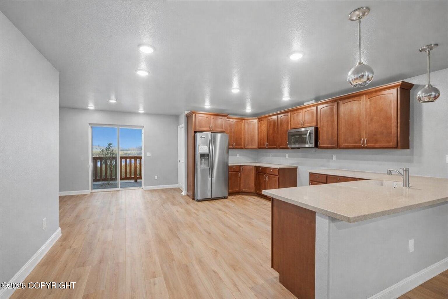 3253 W Coghlan Circle