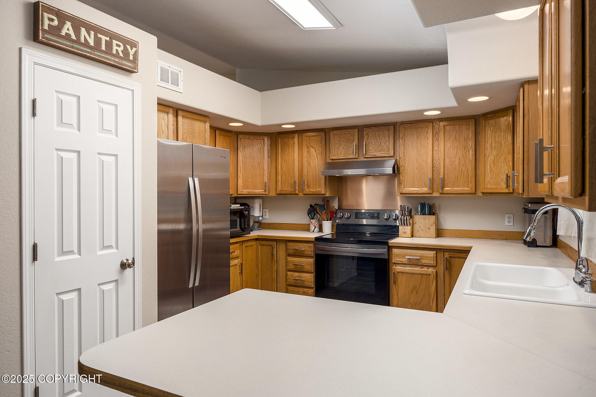 2323 Blue Sparkle Drive, North Pole, Alaska image 9