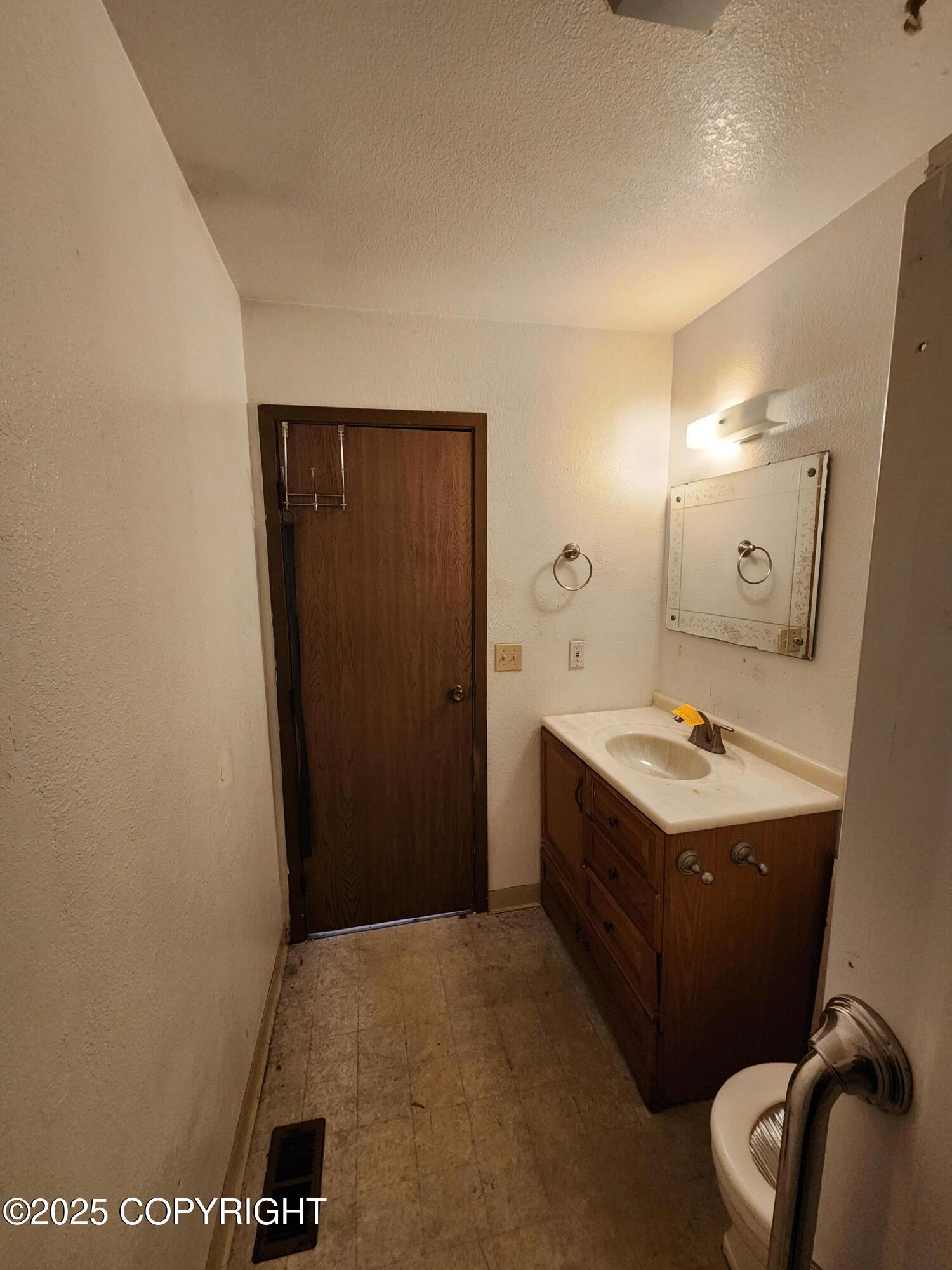113 Bent Pine Trail, Hazle Twp, Texas image 2