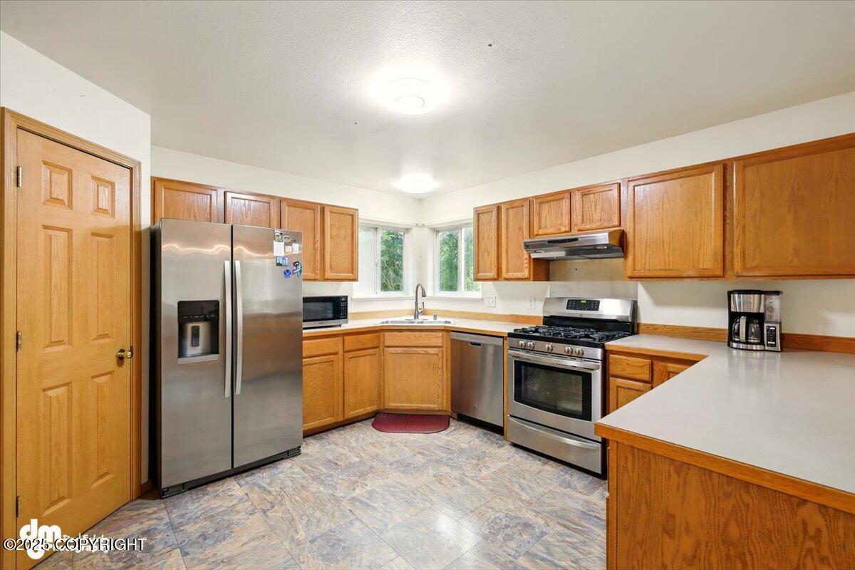 325 W St. Ives Circle, Wasilla, Alaska image 8