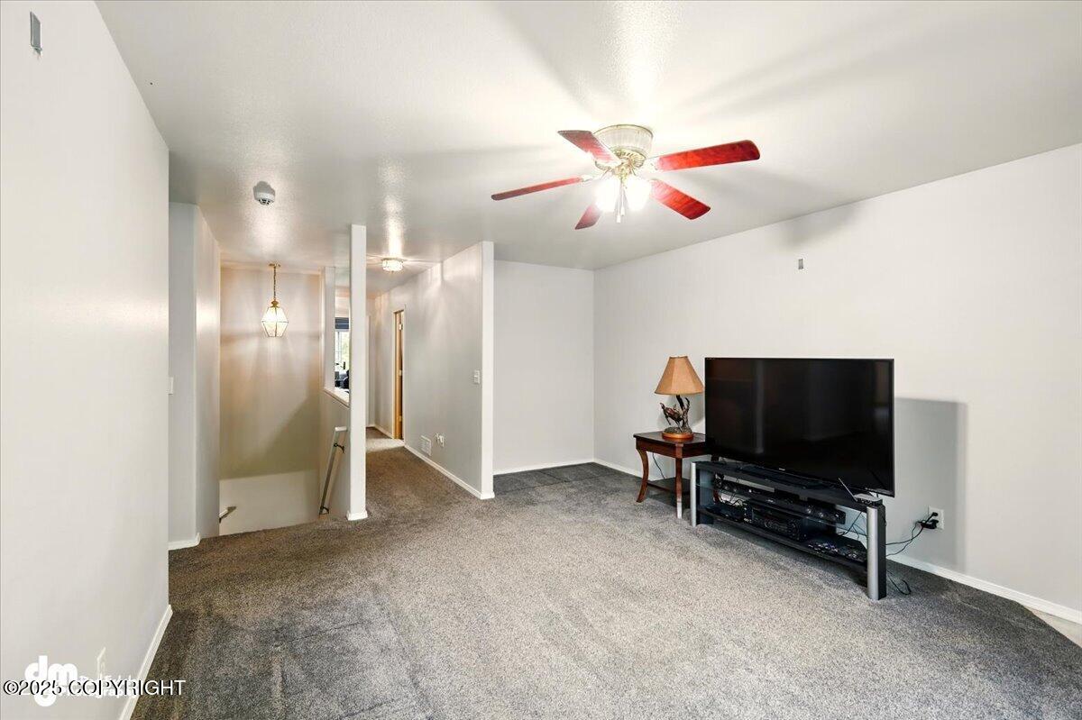 325 W St. Ives Circle, Wasilla, Alaska image 29