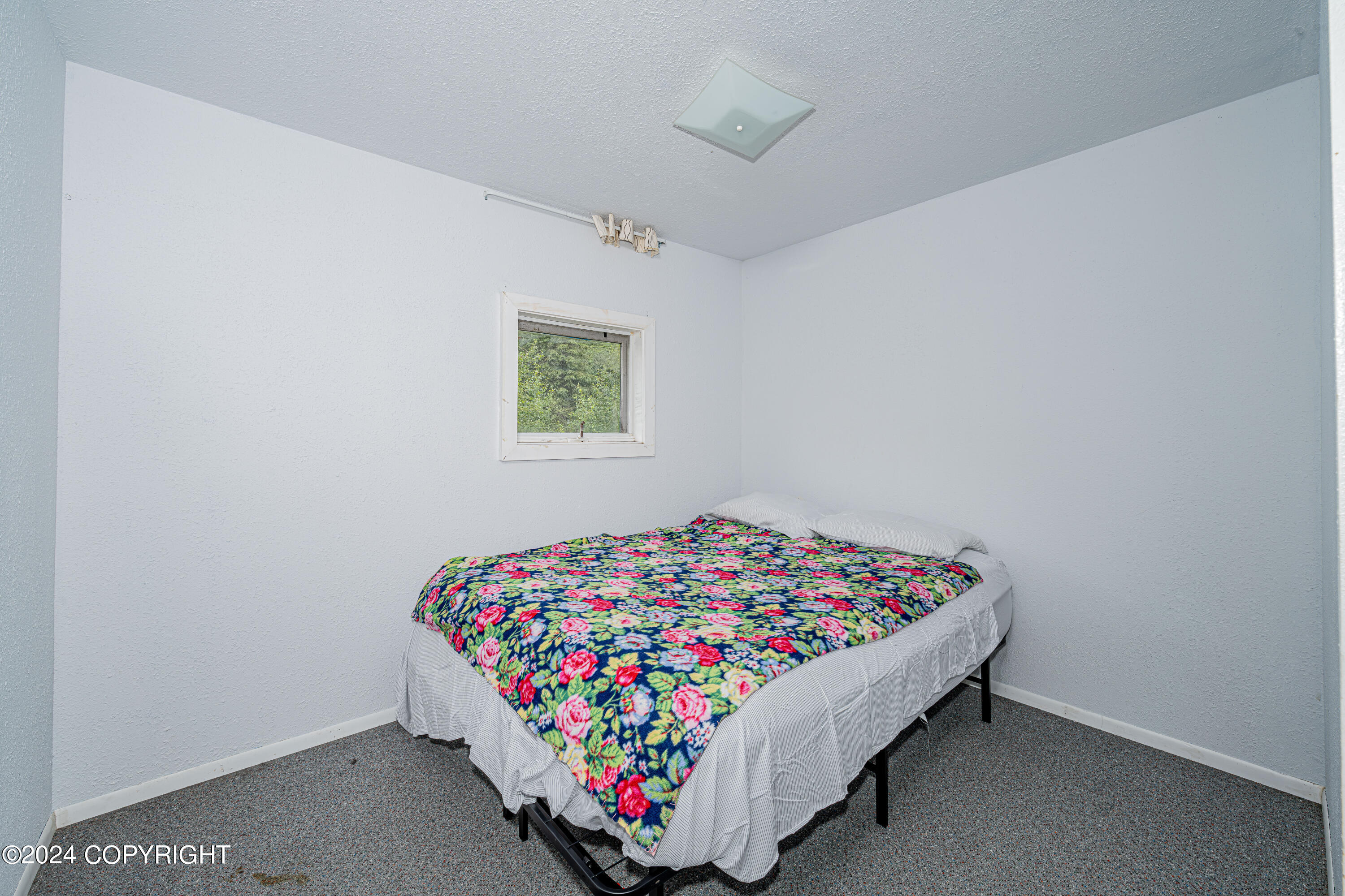 Cooper Landing, Alaska 99572, United States, 7 Bedrooms Bedrooms, ,5 BathroomsBathrooms,Residential,Pending,51650