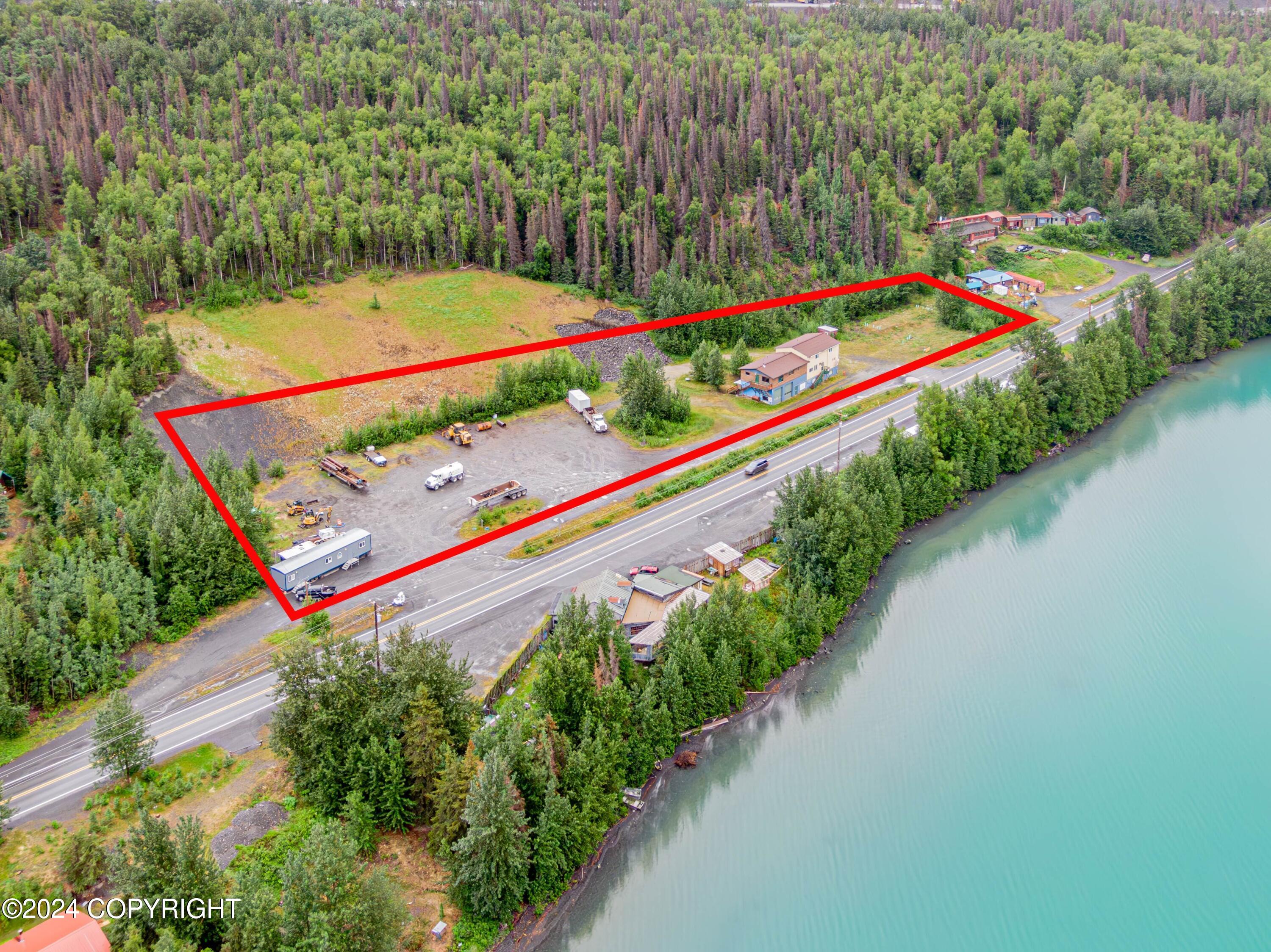 Cooper Landing, Alaska 99572, United States, 7 Bedrooms Bedrooms, ,5 BathroomsBathrooms,Residential,Pending,51650