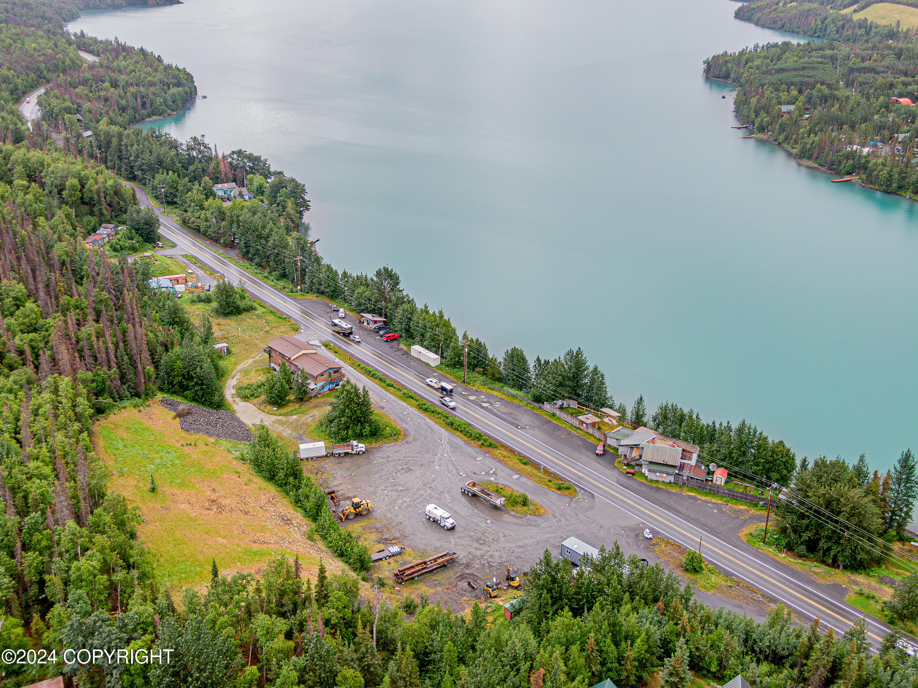 Cooper Landing, Alaska 99572, United States, 7 Bedrooms Bedrooms, ,5 BathroomsBathrooms,Residential,Pending,51650