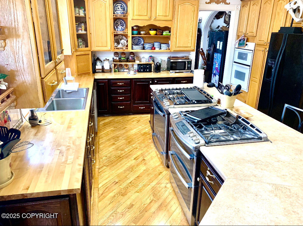 5411 Honeysuckle Lane, Wasilla, Alaska image 12