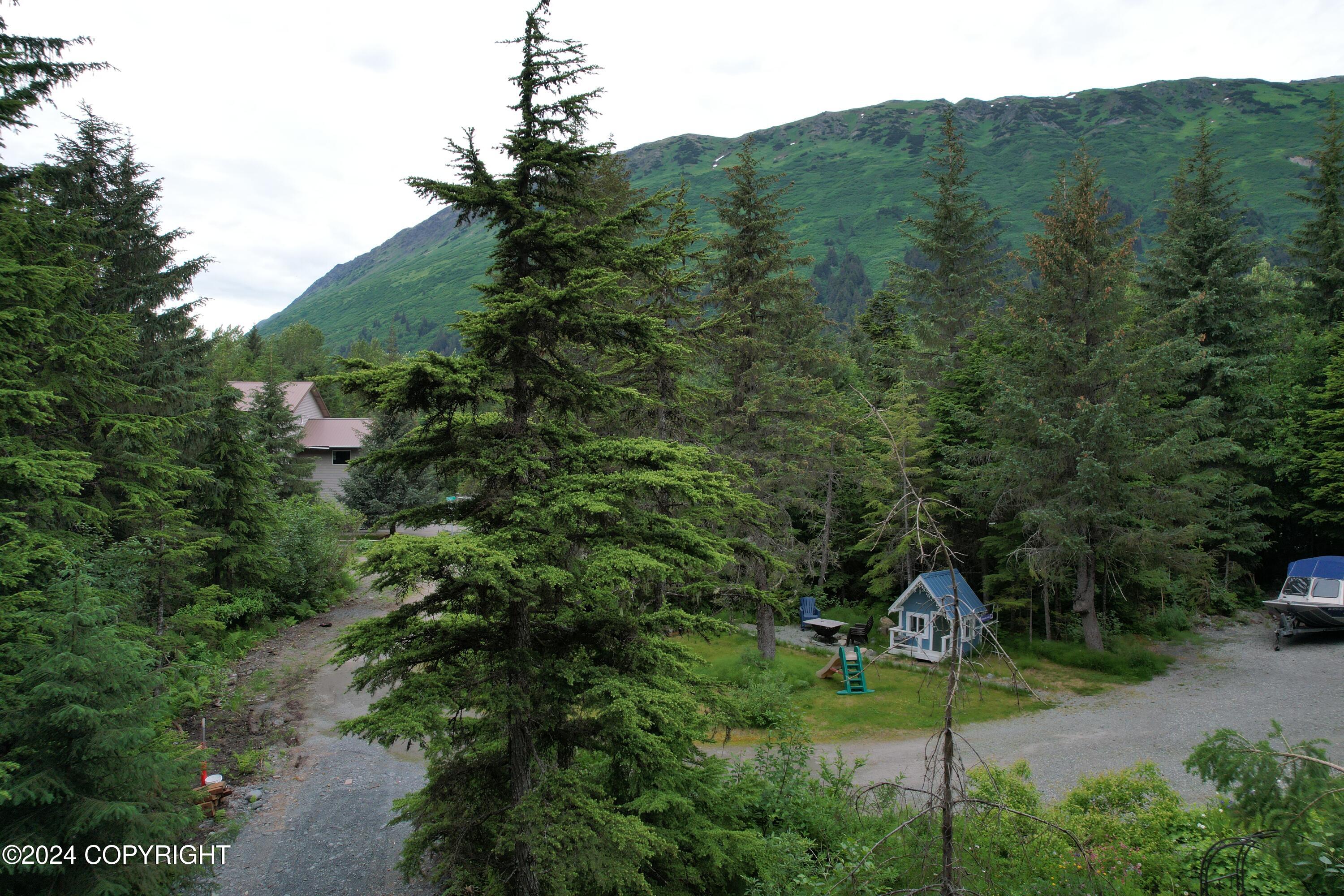 200 Sproat Road, Girdwood, Alaska image 10