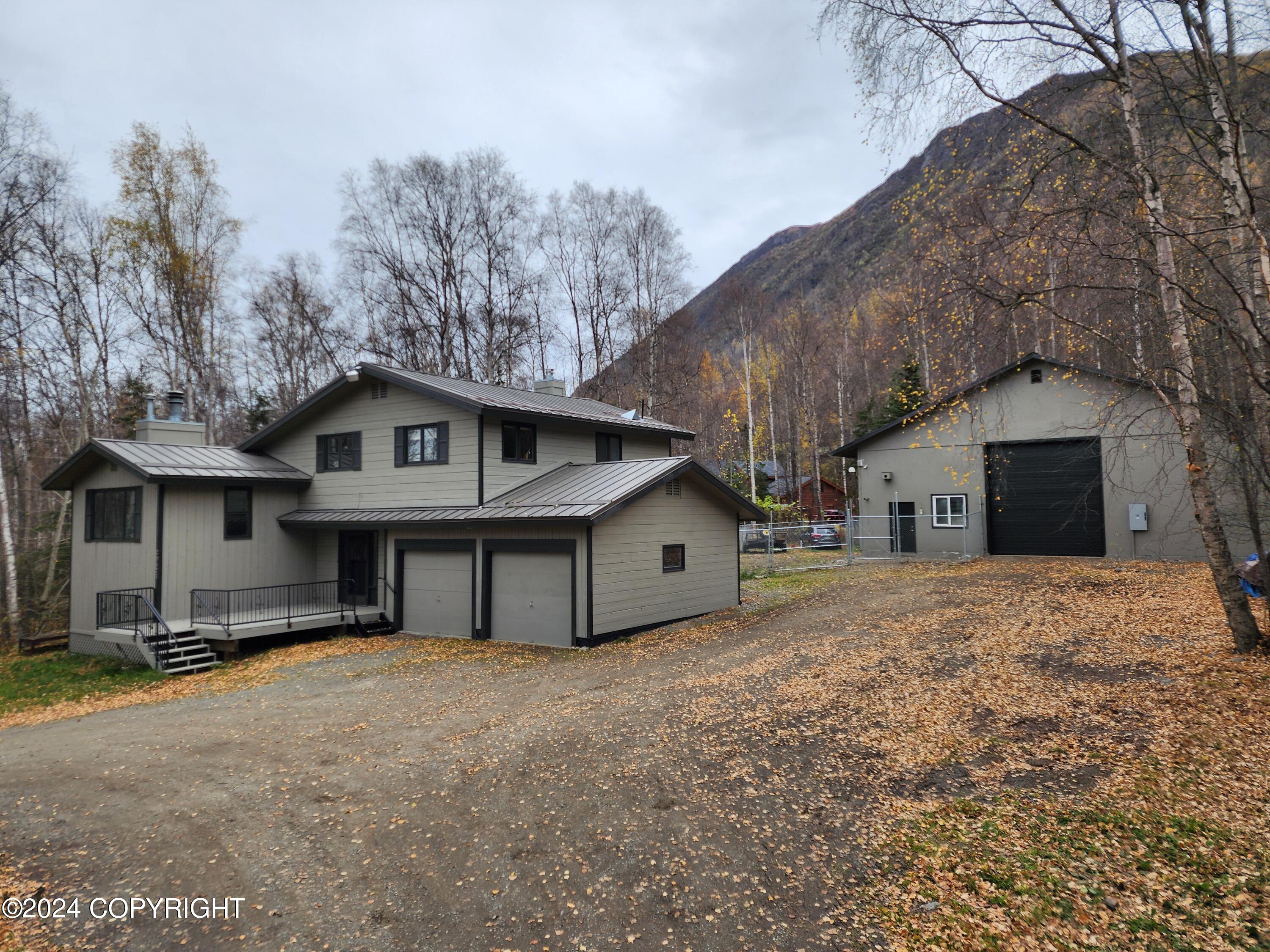 20527 Mark Circle, Chugiak, Alaska image 3