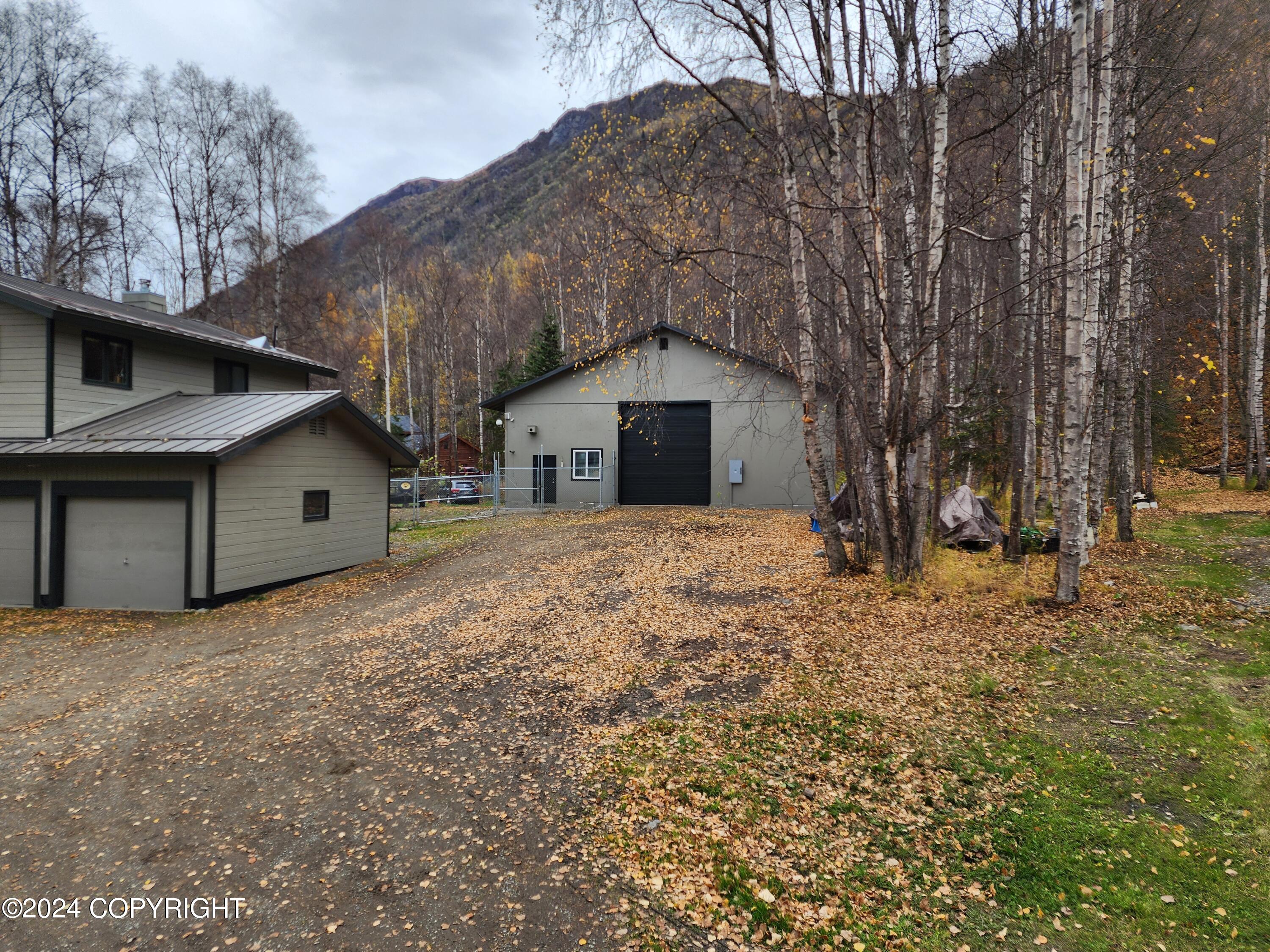 20527 Mark Circle, Chugiak, Alaska image 7