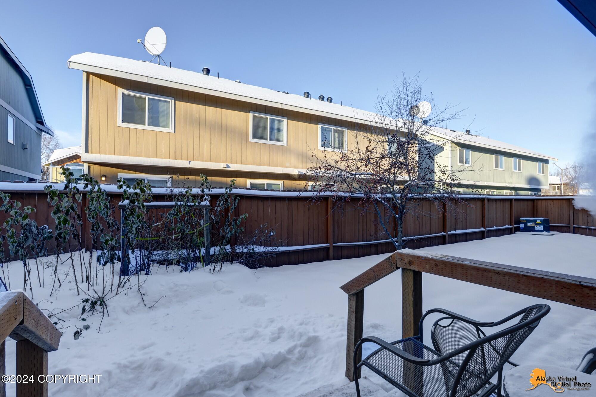 Anchorage, Alaska 99507, United States, 3 Bedrooms Bedrooms, ,2 BathroomsBathrooms,Residential,Pending,31303