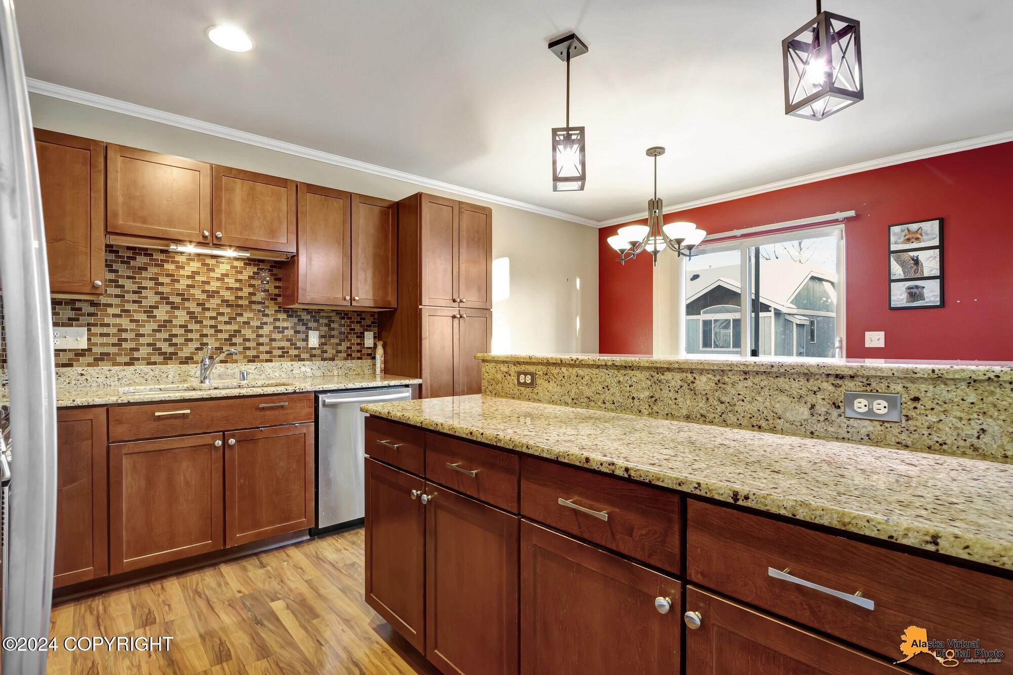 Anchorage, Alaska 99507, United States, 3 Bedrooms Bedrooms, ,2 BathroomsBathrooms,Residential,Pending,31303