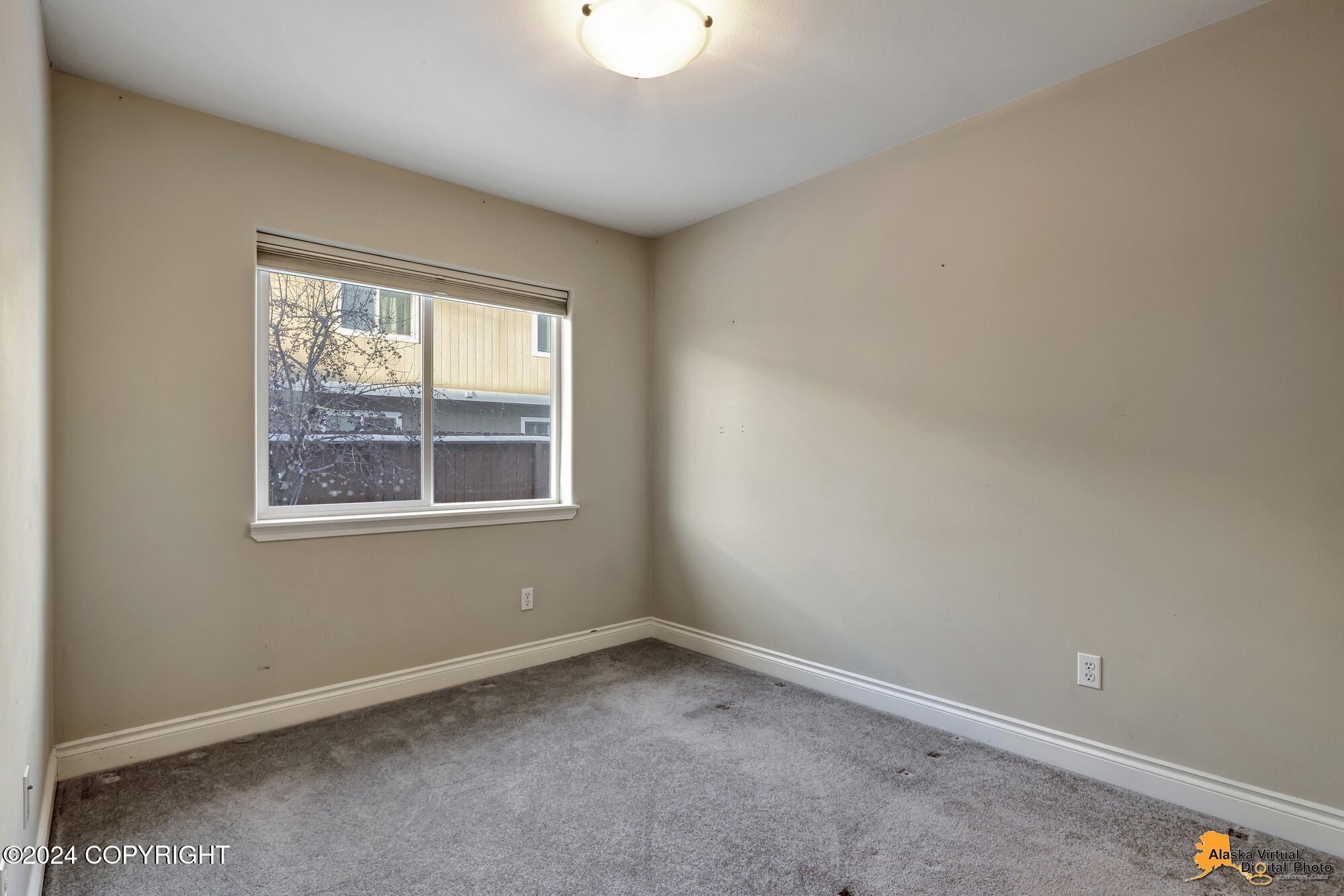 Anchorage, Alaska 99507, United States, 3 Bedrooms Bedrooms, ,2 BathroomsBathrooms,Residential,Pending,31303