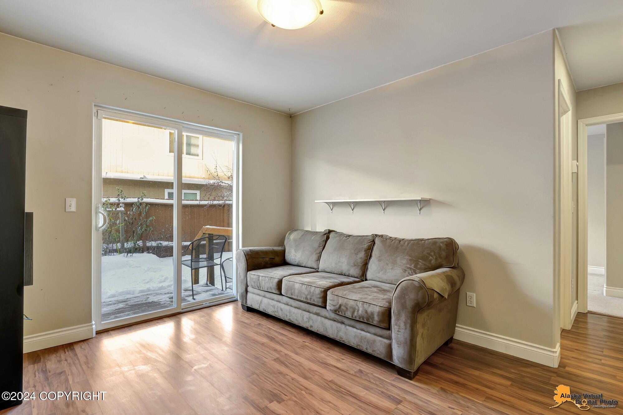 Anchorage, Alaska 99507, United States, 3 Bedrooms Bedrooms, ,2 BathroomsBathrooms,Residential,Pending,31303