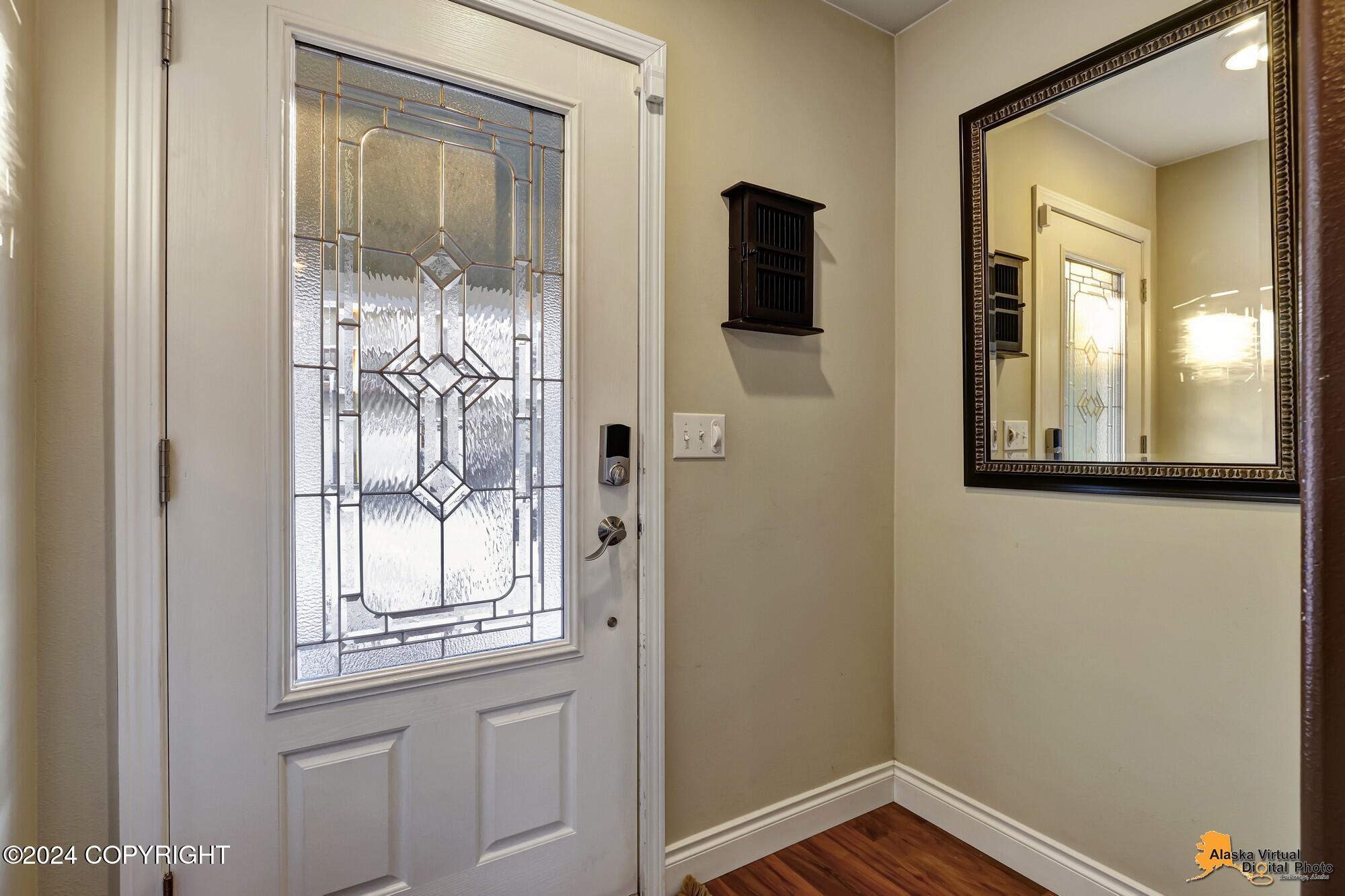 Anchorage, Alaska 99507, United States, 3 Bedrooms Bedrooms, ,2 BathroomsBathrooms,Residential,Pending,31303