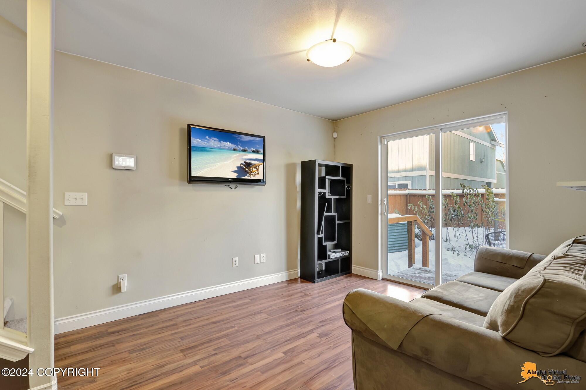 Anchorage, Alaska 99507, United States, 3 Bedrooms Bedrooms, ,2 BathroomsBathrooms,Residential,Pending,31303