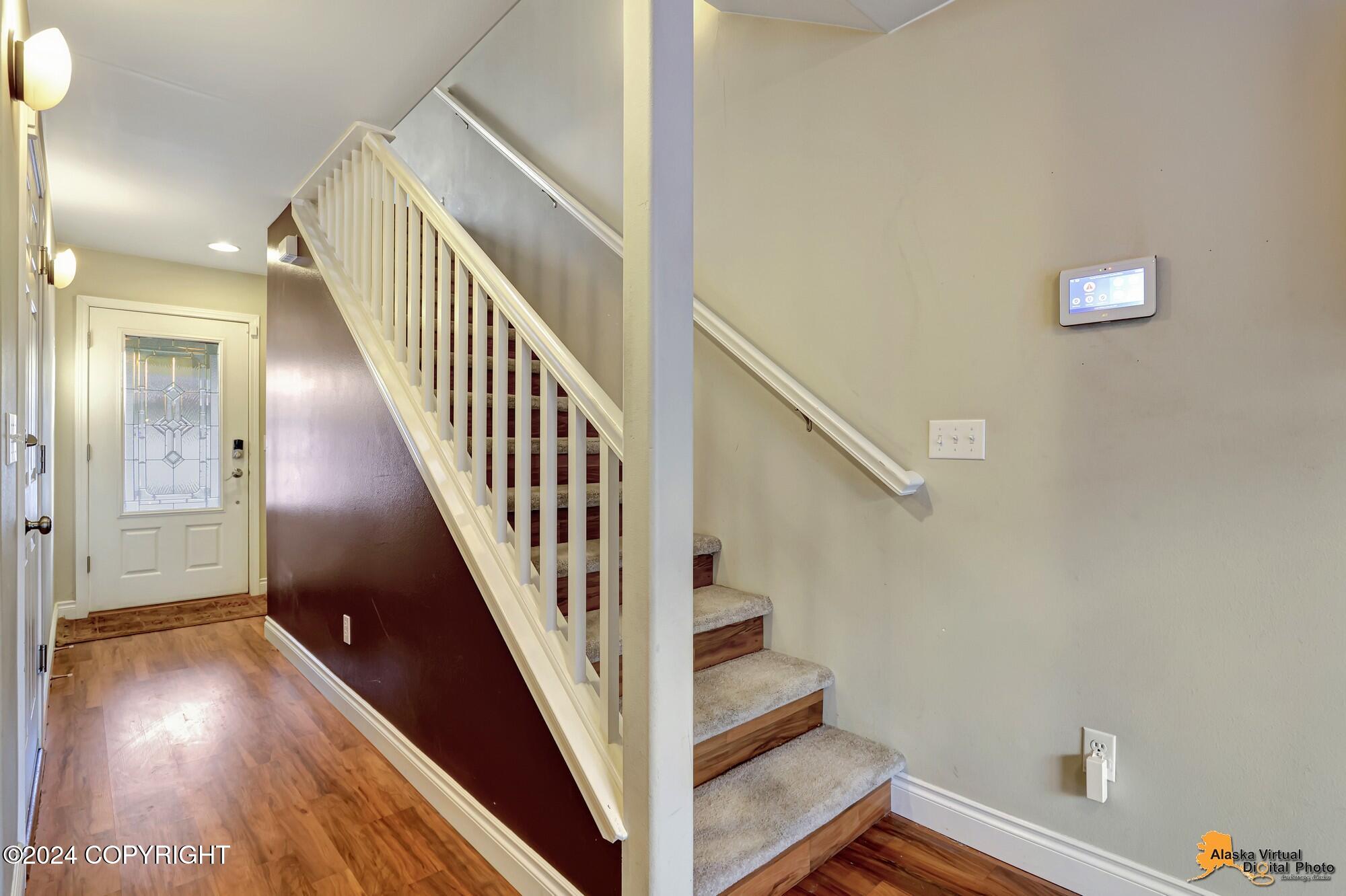 Anchorage, Alaska 99507, United States, 3 Bedrooms Bedrooms, ,2 BathroomsBathrooms,Residential,Pending,31303