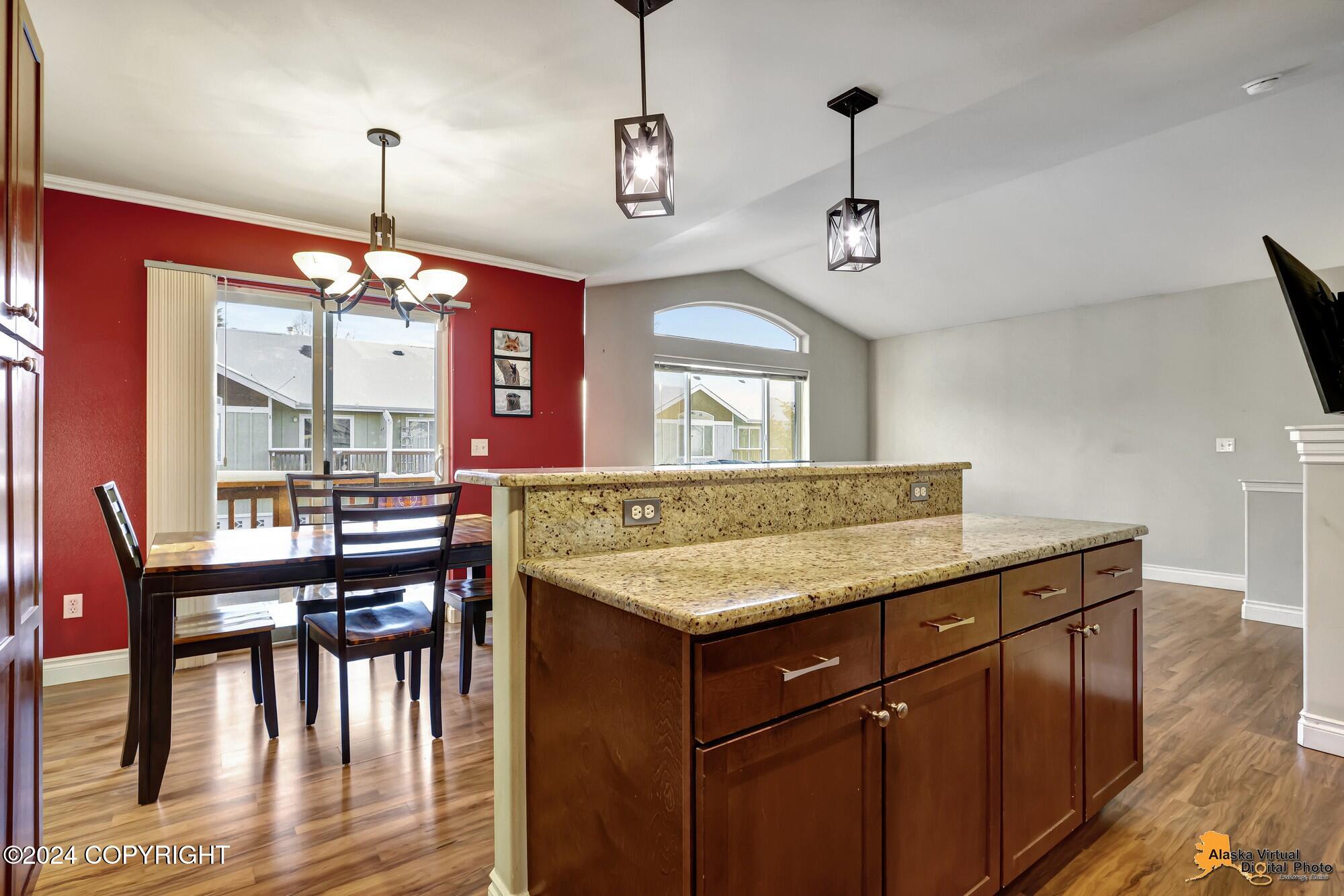 Anchorage, Alaska 99507, United States, 3 Bedrooms Bedrooms, ,2 BathroomsBathrooms,Residential,Pending,31303