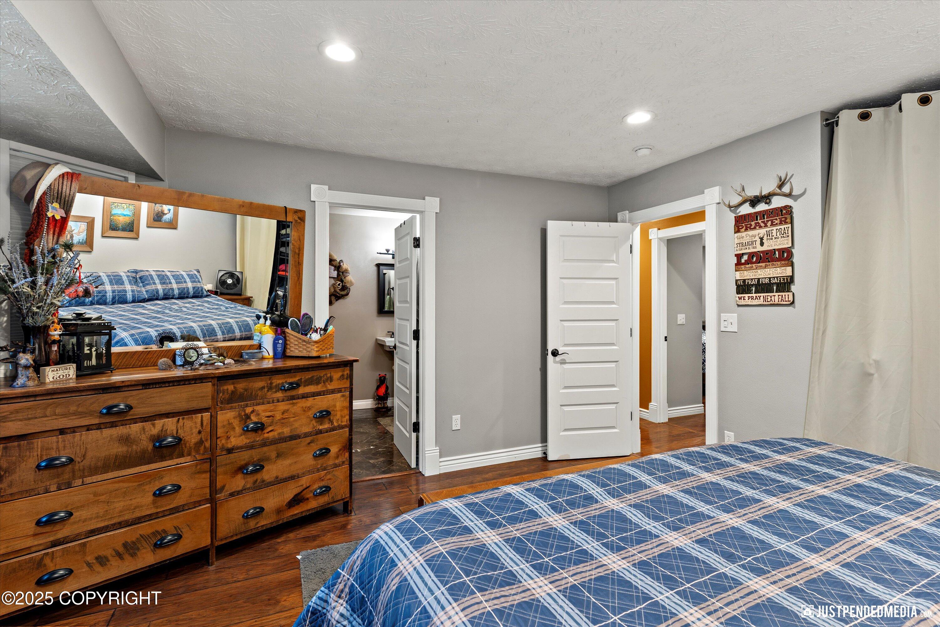 9806 Niltina Lane, Eagle River, Alaska image 30