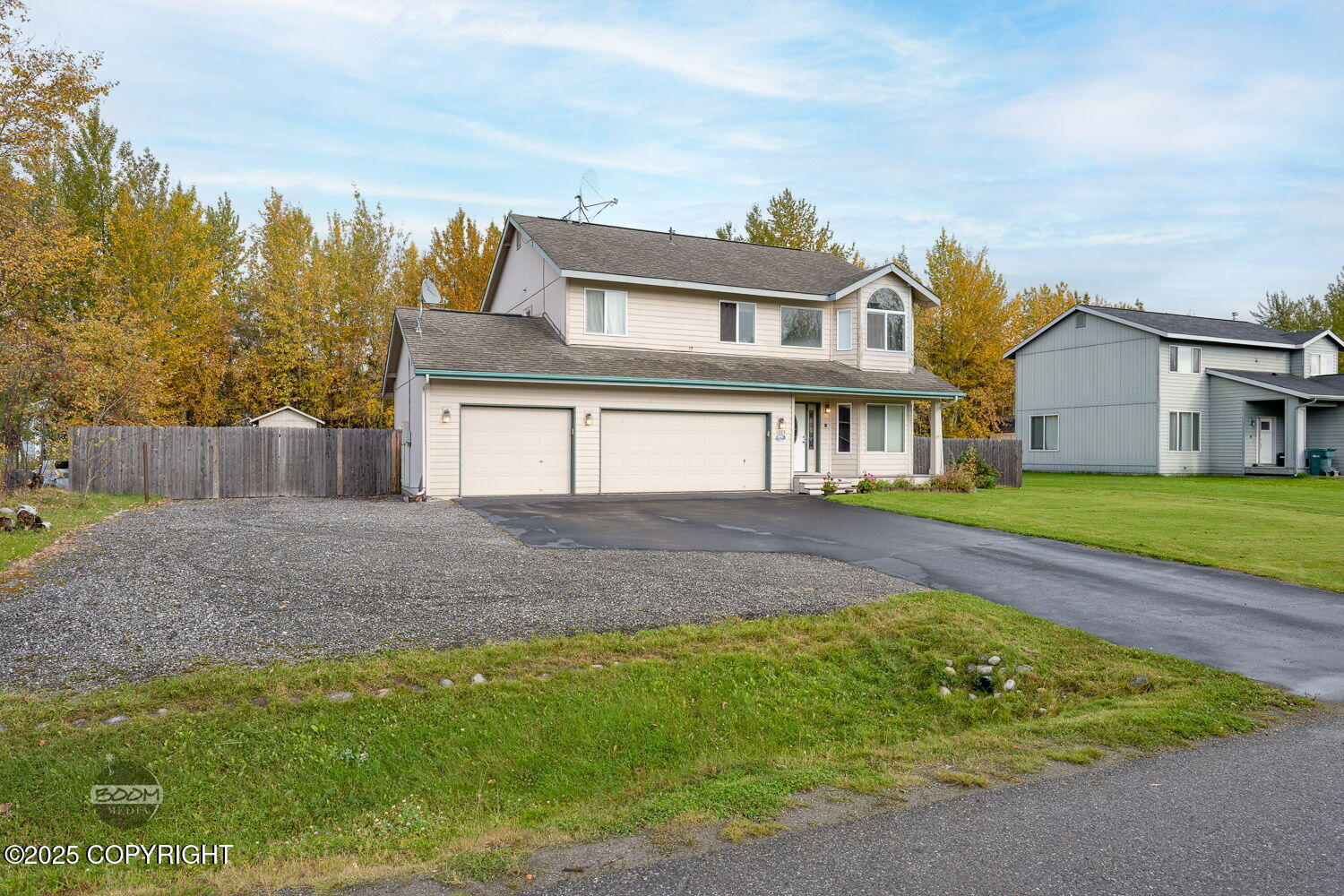 1223 E Hidden Ranch Loop