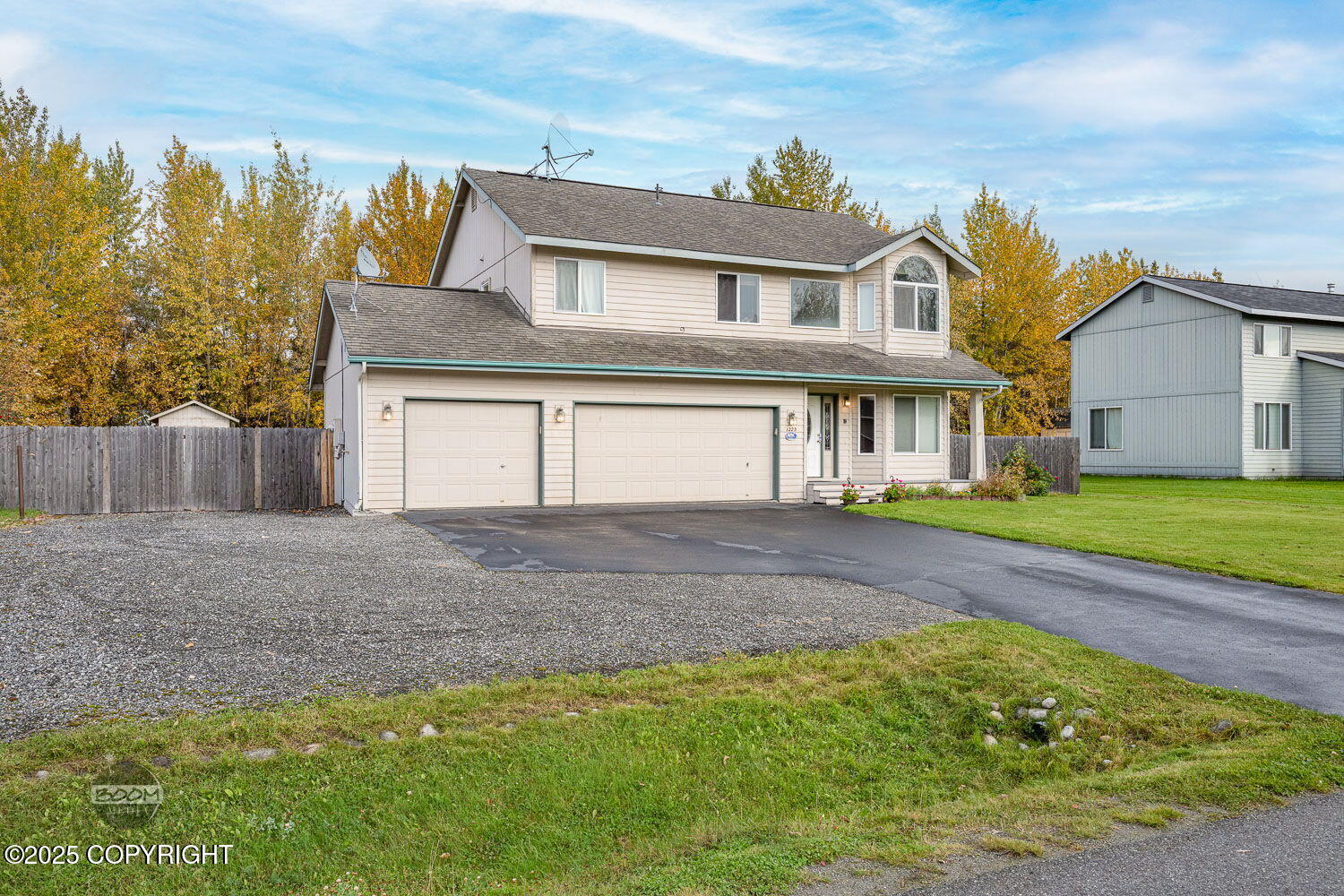 1223 E Hidden Ranch Loop