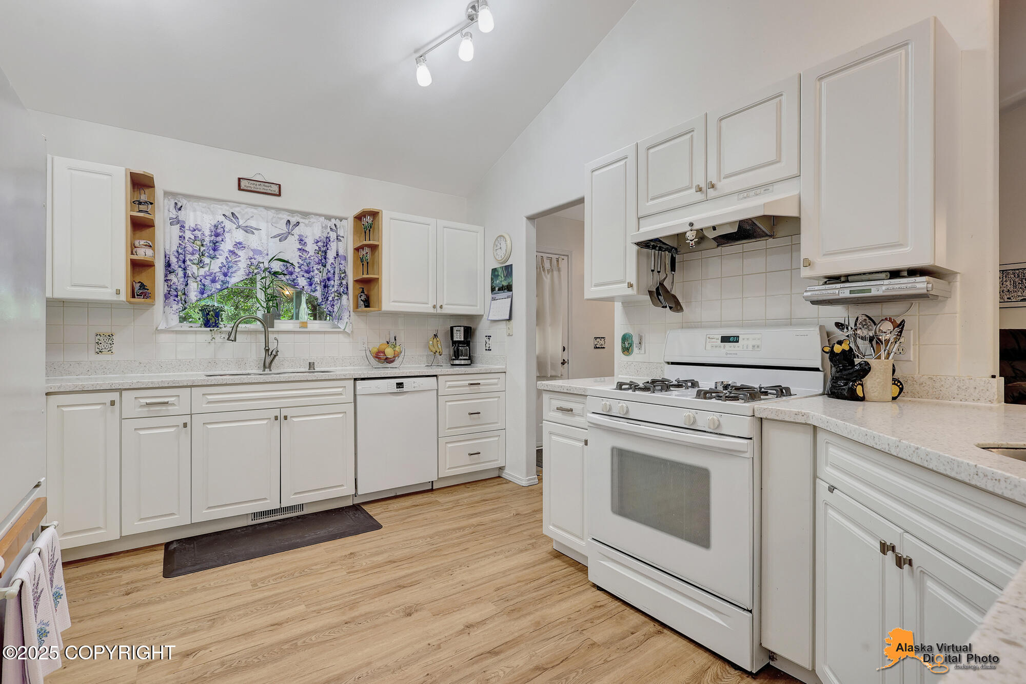 2541 S Teeland Street, Wasilla, Alaska image 15