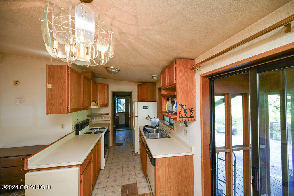 12286 Lancelot Drive, Seward, Alaska image 33