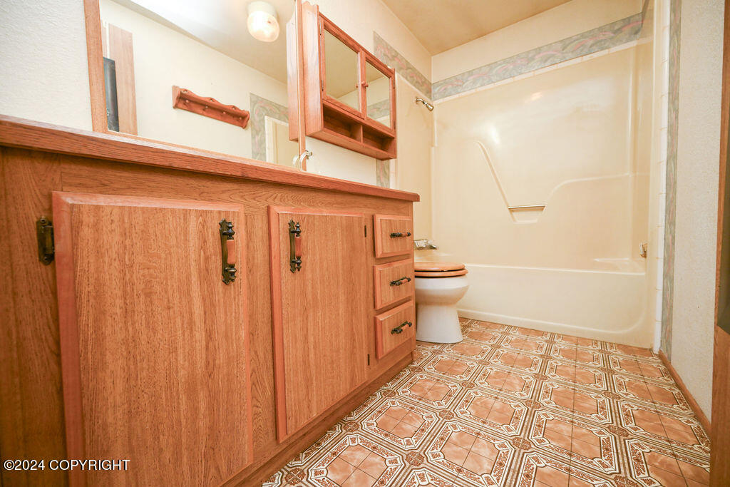 12286 Lancelot Drive, Seward, Alaska image 34