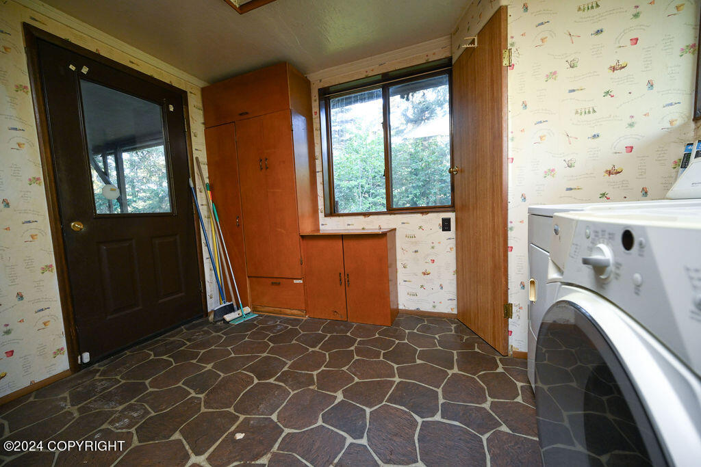 12286 Lancelot Drive, Seward, Alaska image 43