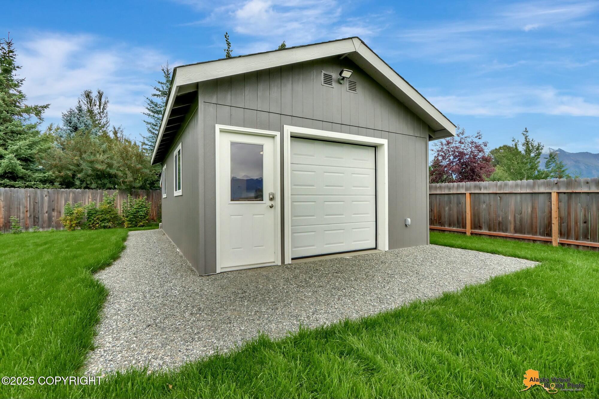 1085 N Angus Loop, Palmer, Alaska image 38