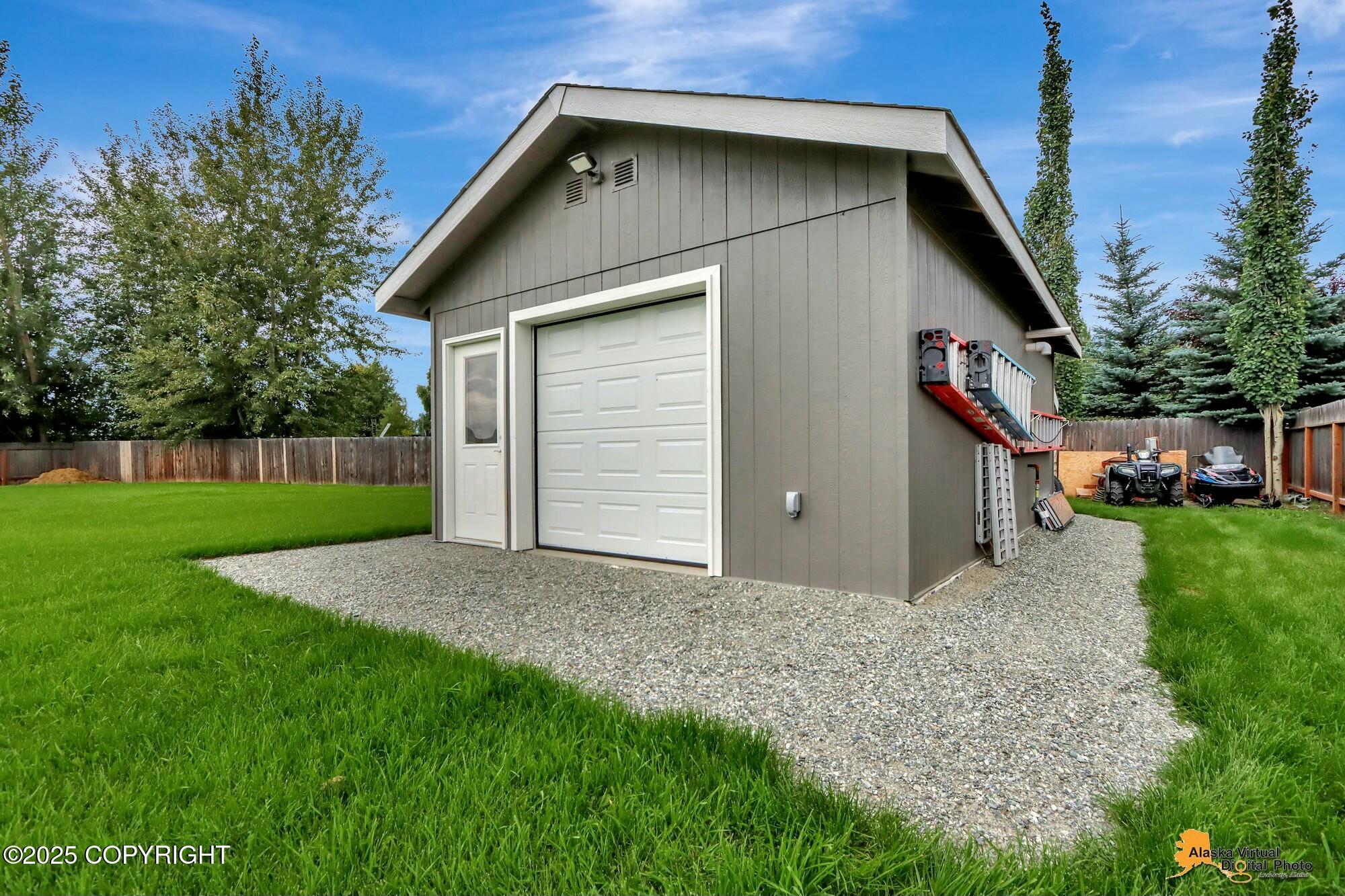 1085 N Angus Loop, Palmer, Alaska image 39