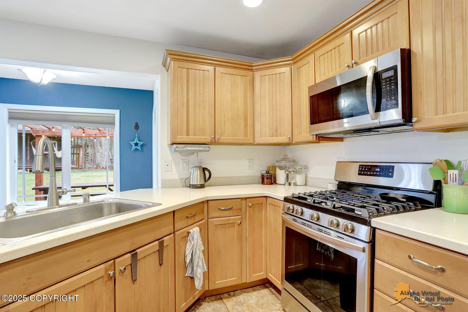 22641 Knik Vista Street, Chugiak, Alaska image 13