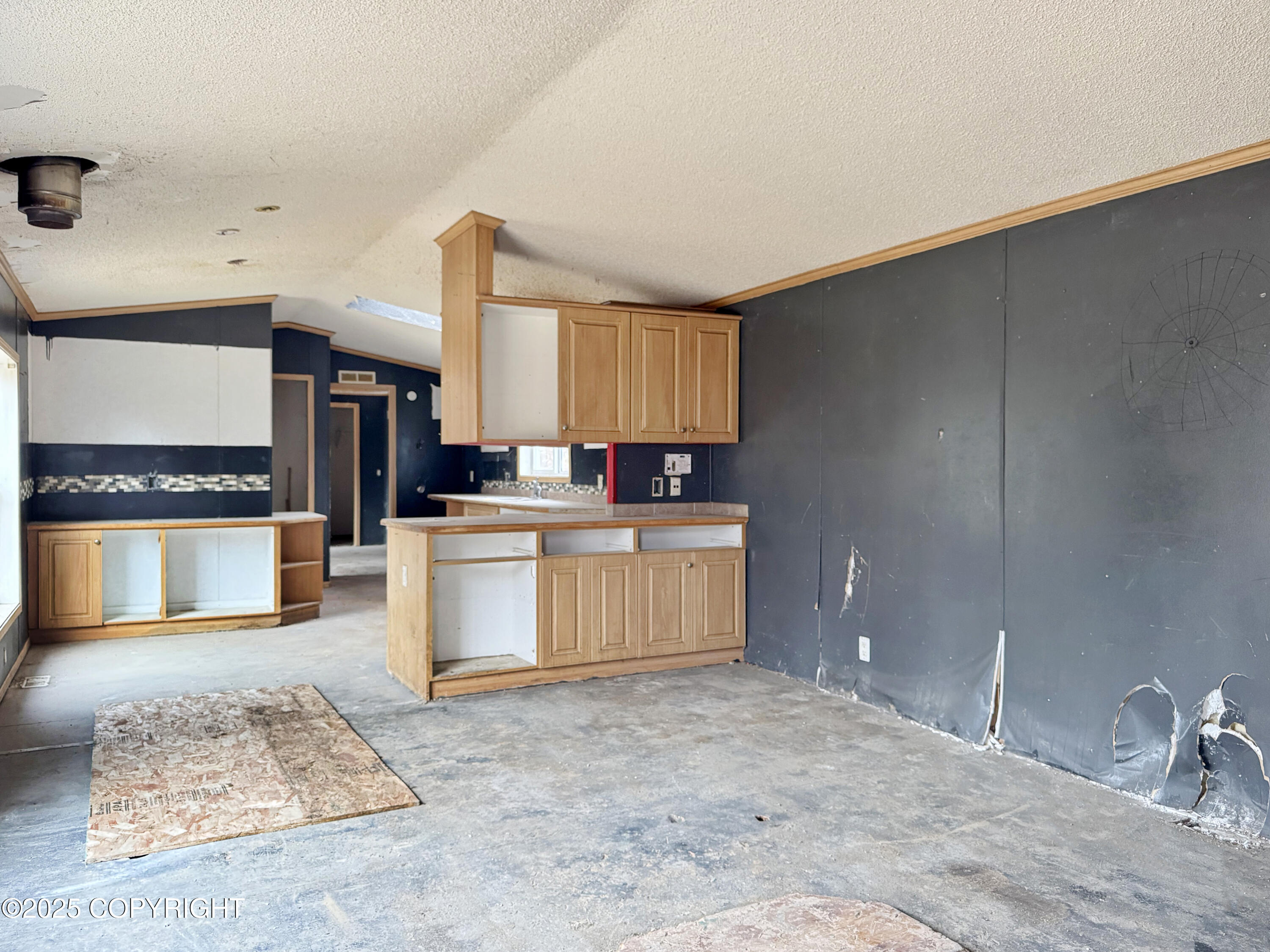 1764 N Kerrylynn Lane, Wasilla, Alaska image 4
