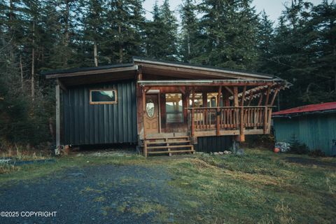 Photo of 725 D Mitkof Highway, Petersburg, AK 99833 (MLS # 25-14062)