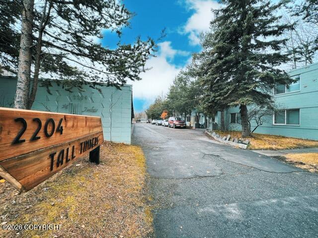 2204 W Northern Lights Boulevard