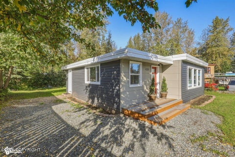 Photo of 4008 Allan Place, Anchorage, AK 99508 (MLS # 26-12379)