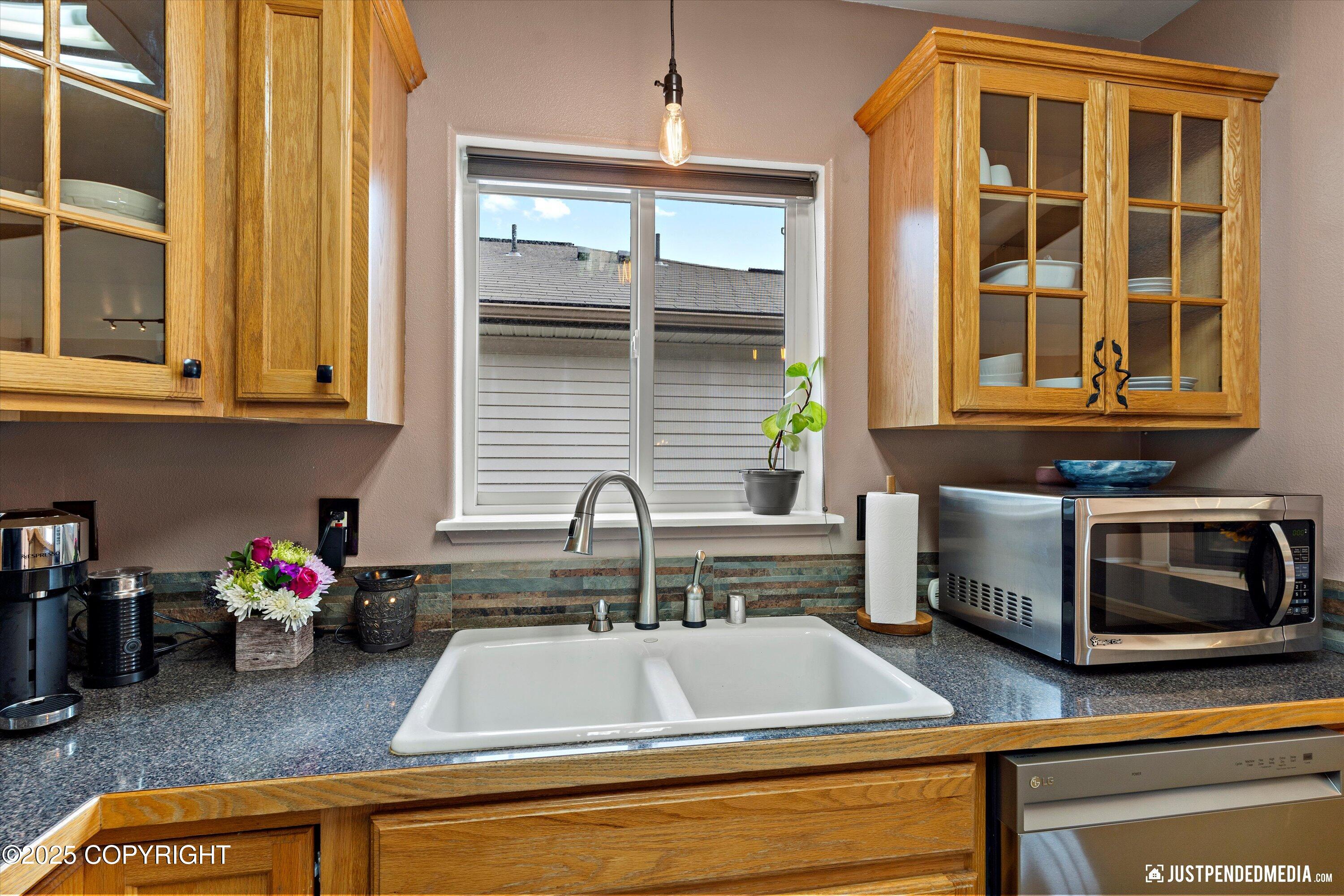 3009 Seclusion Bay Drive, Anchorage, Alaska image 16