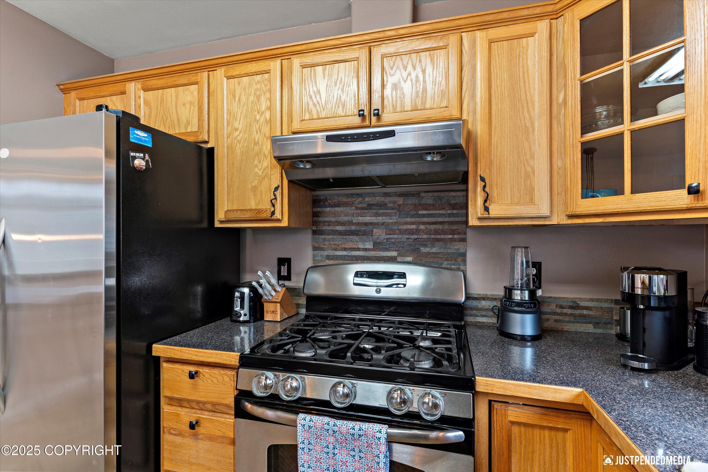 3009 Seclusion Bay Drive, Anchorage, Alaska image 15