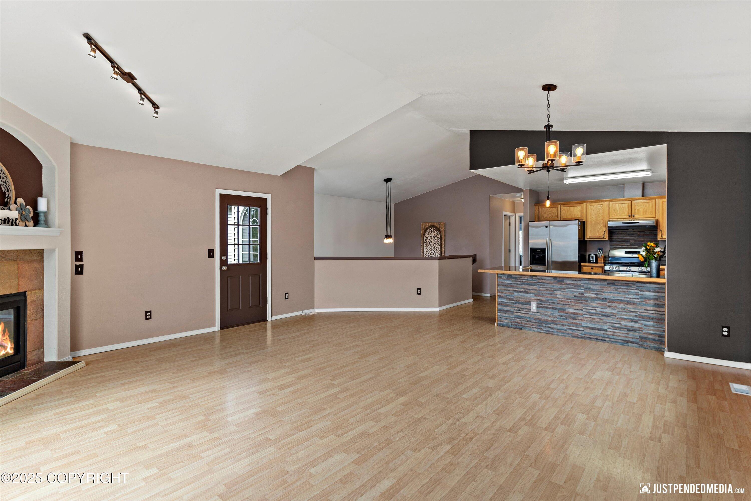 3009 Seclusion Bay Drive, Anchorage, Alaska image 11