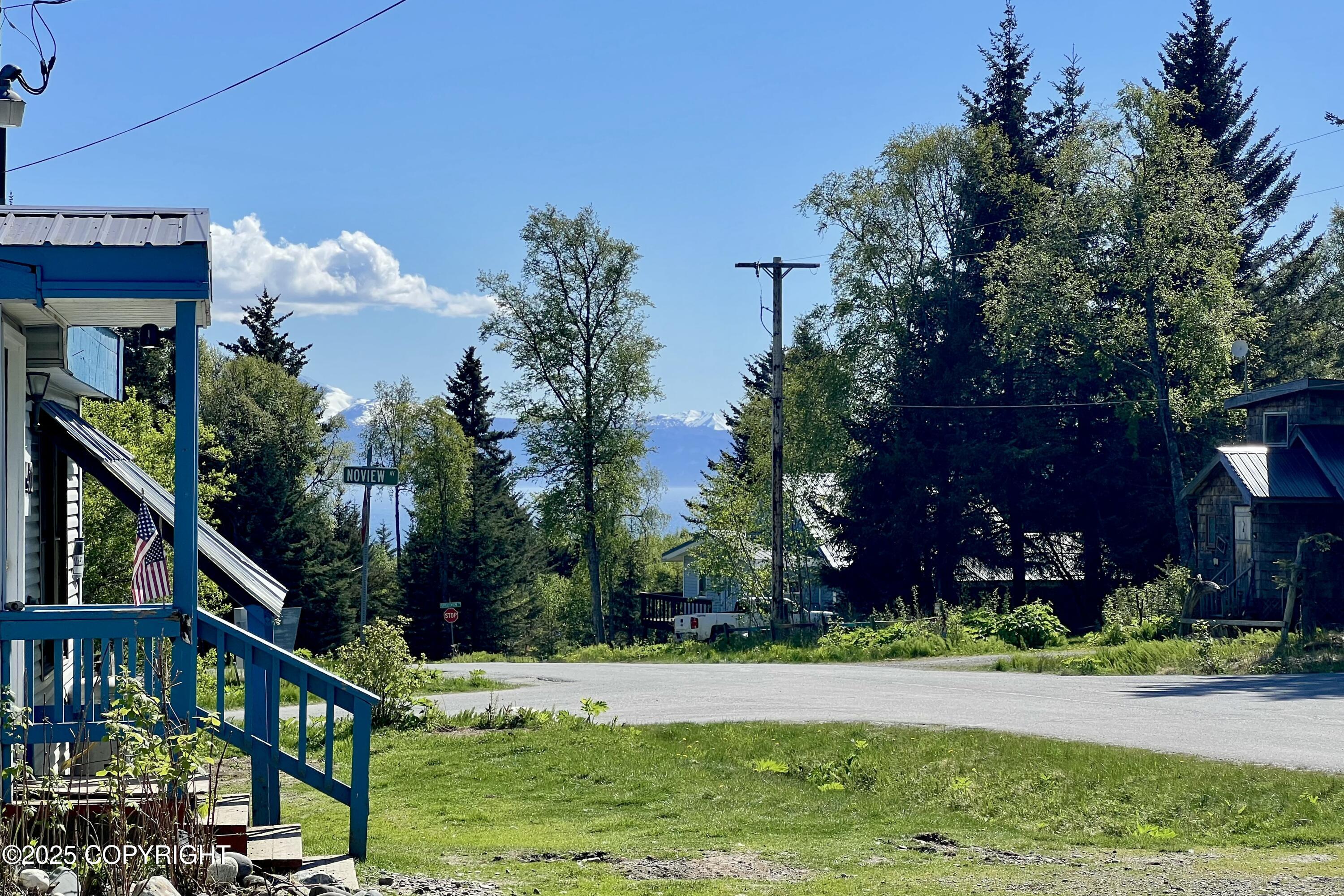 450 Noview Avenue, Homer, Alaska image 2