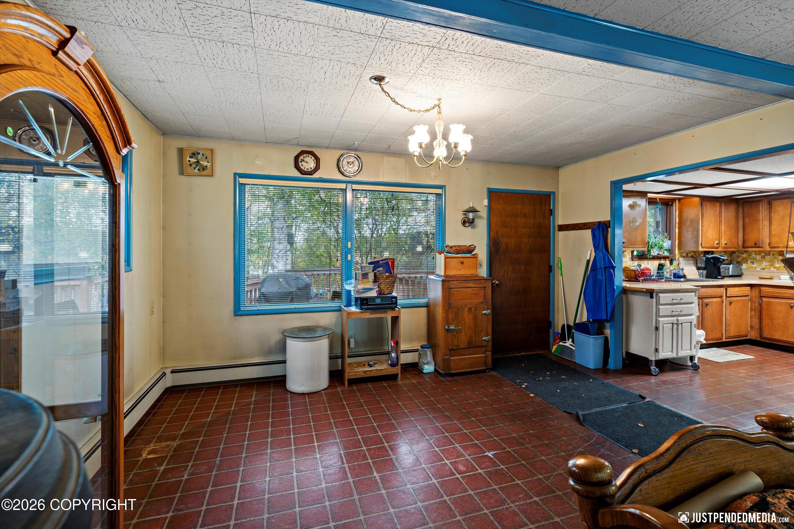 12121 Horseshoe Drive