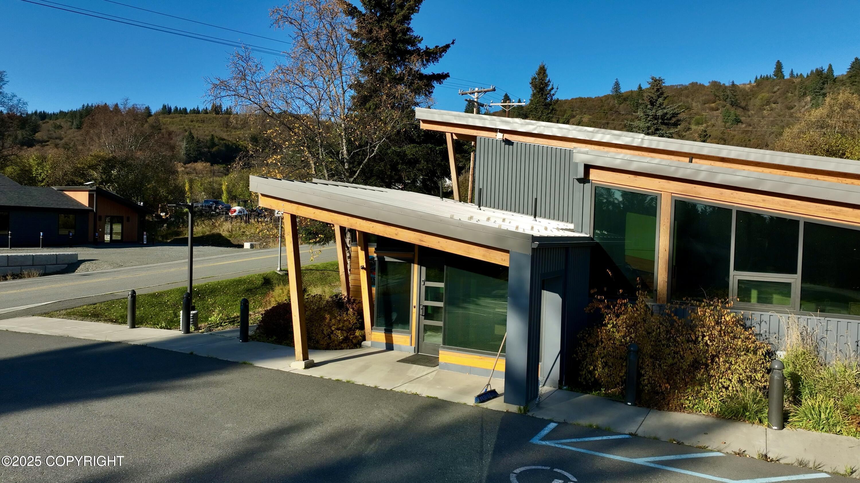 Homer, Alaska 99603, United States, ,Commercial,Pending,231761