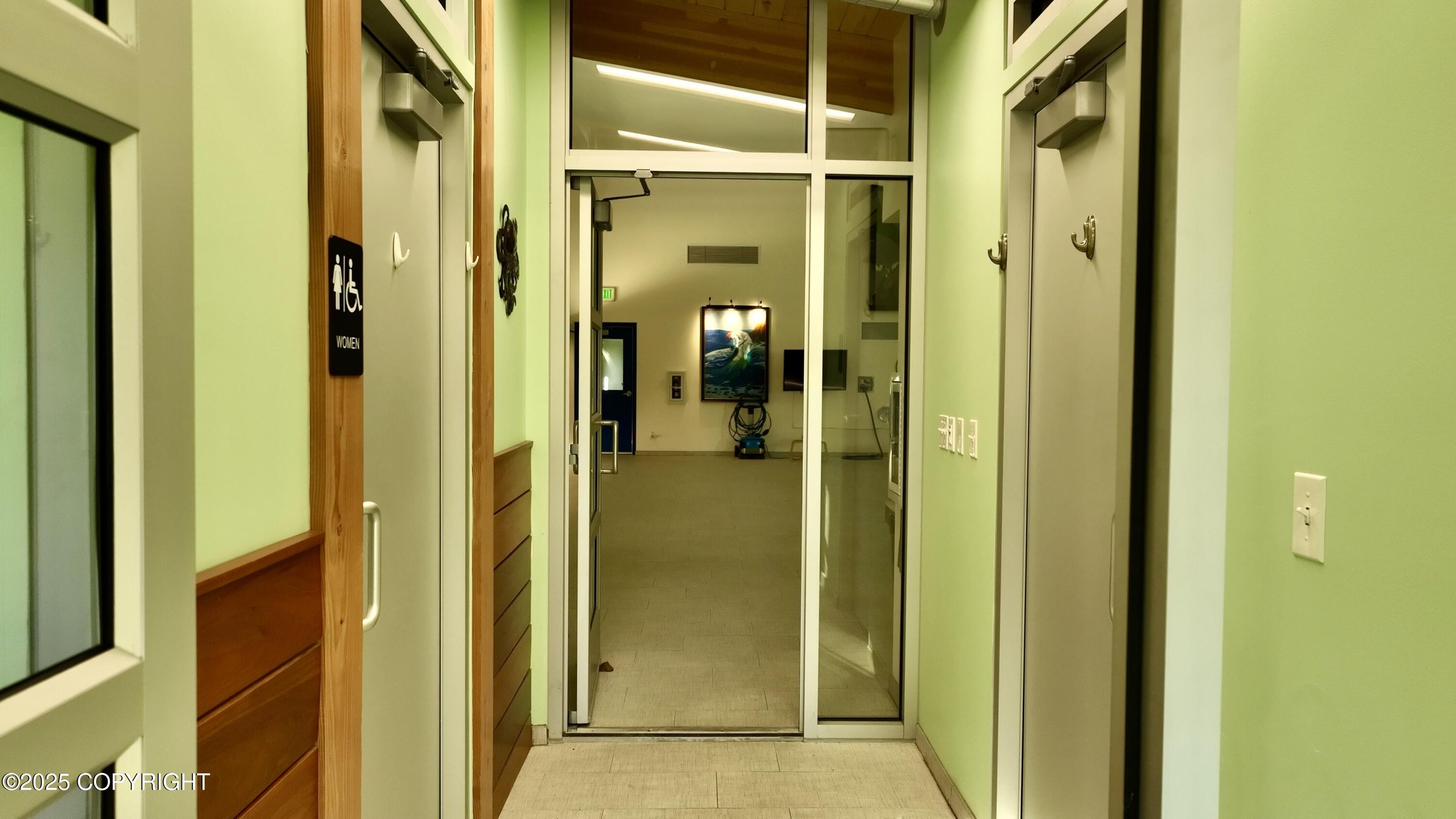 Homer, Alaska 99603, United States, ,Commercial,Pending,231761