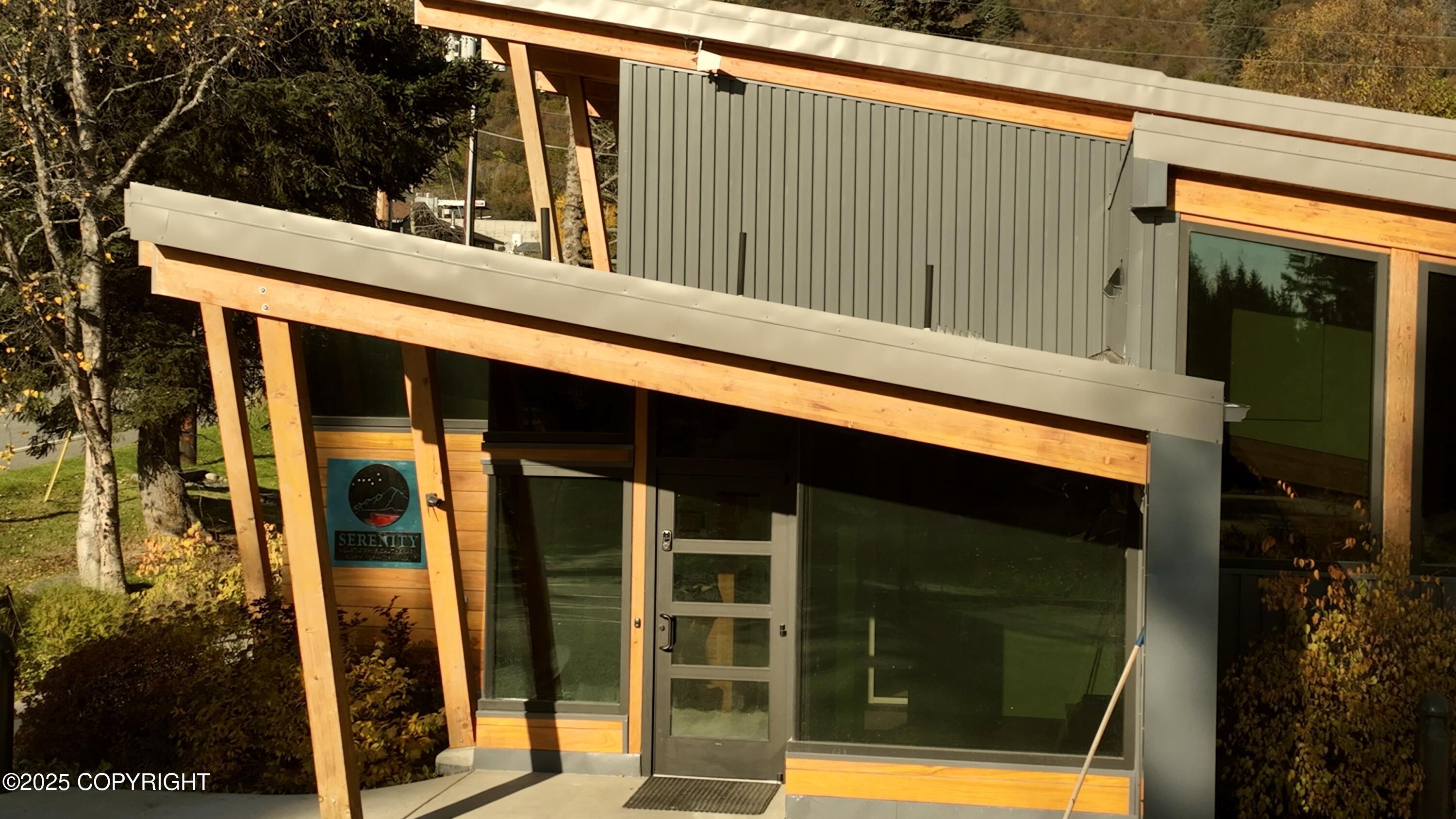 Homer, Alaska 99603, United States, ,Commercial,Pending,231761