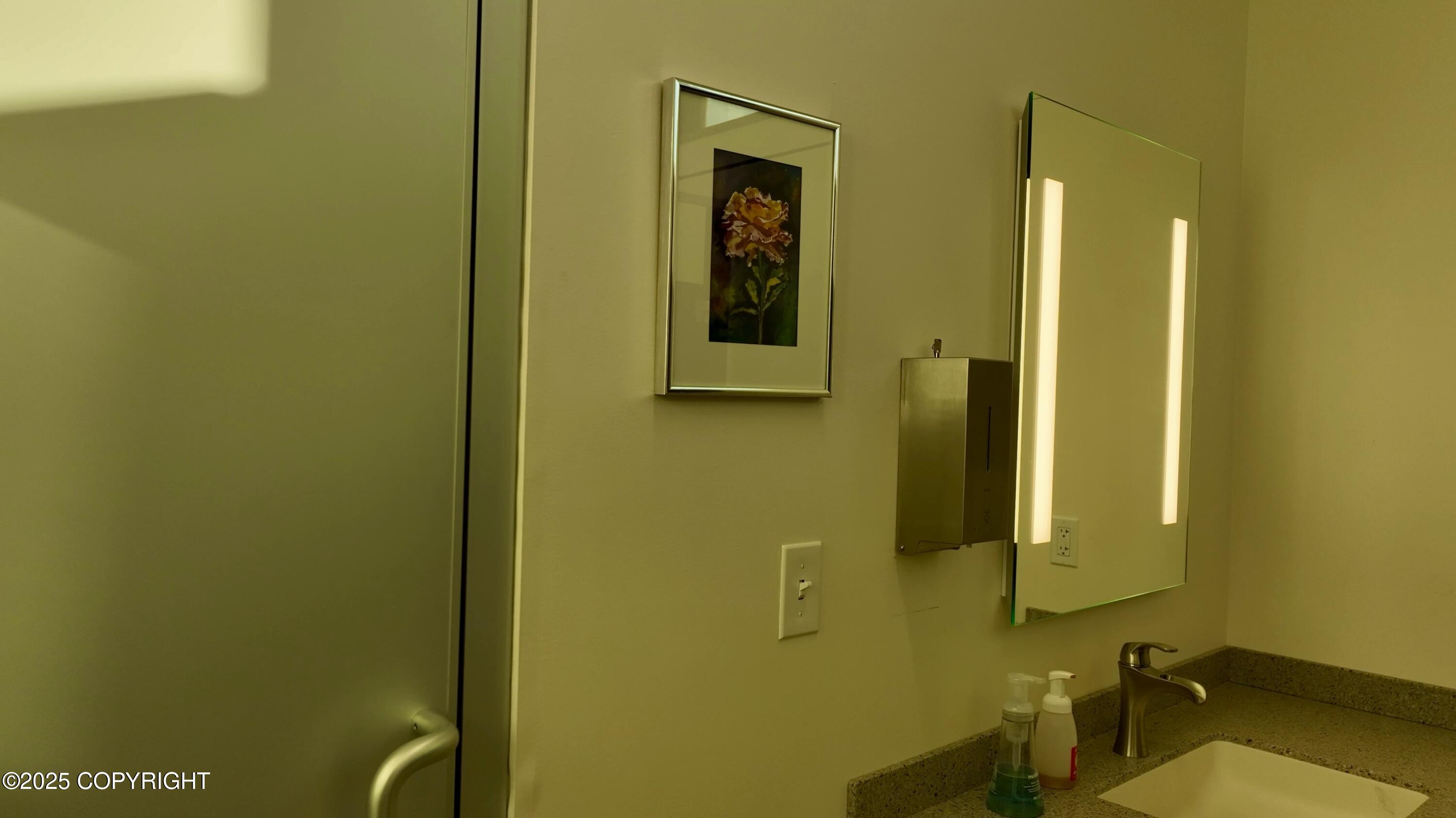 Homer, Alaska 99603, United States, ,Commercial,Pending,231761