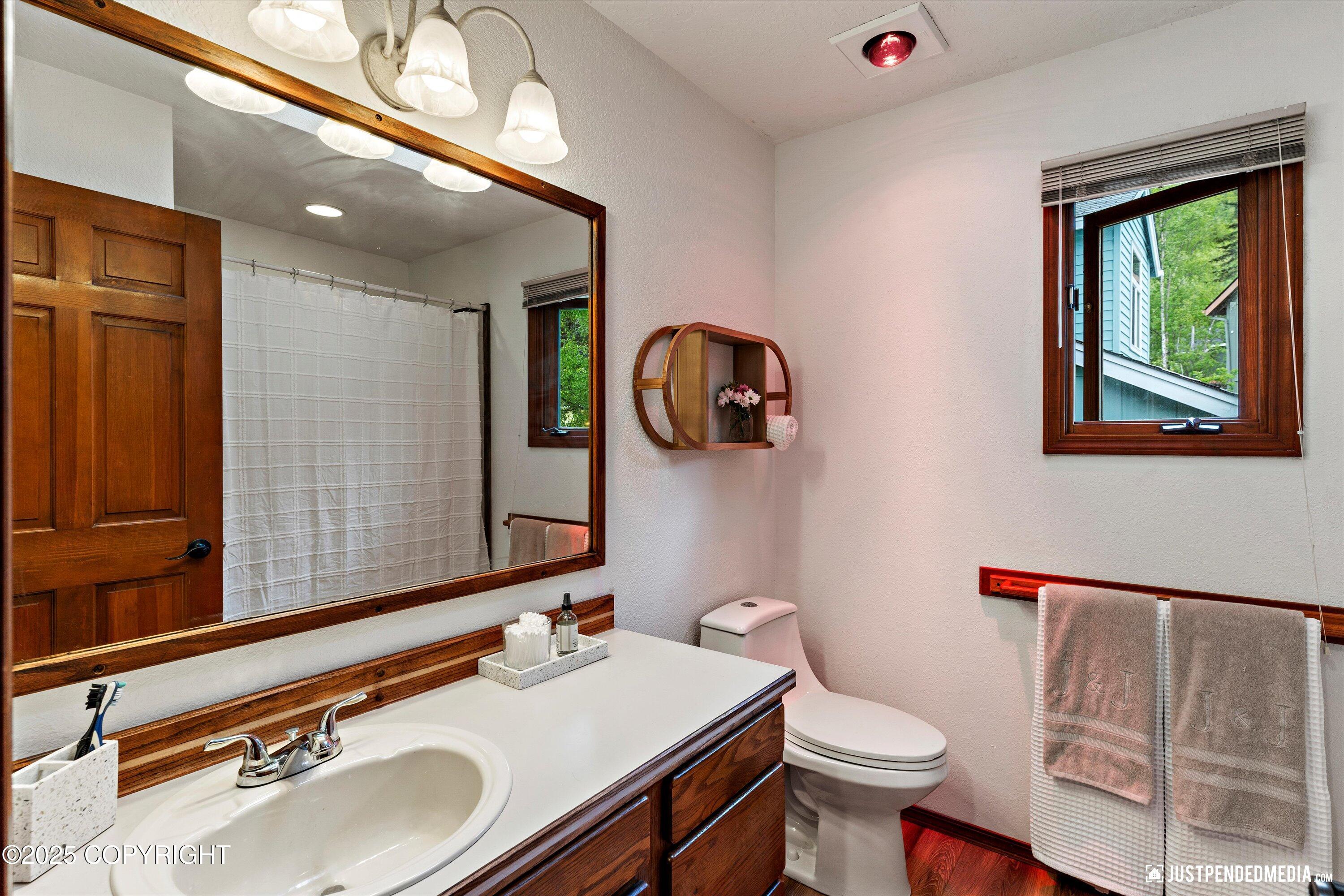 10510 Constitution Circle, Eagle River, Alaska image 38