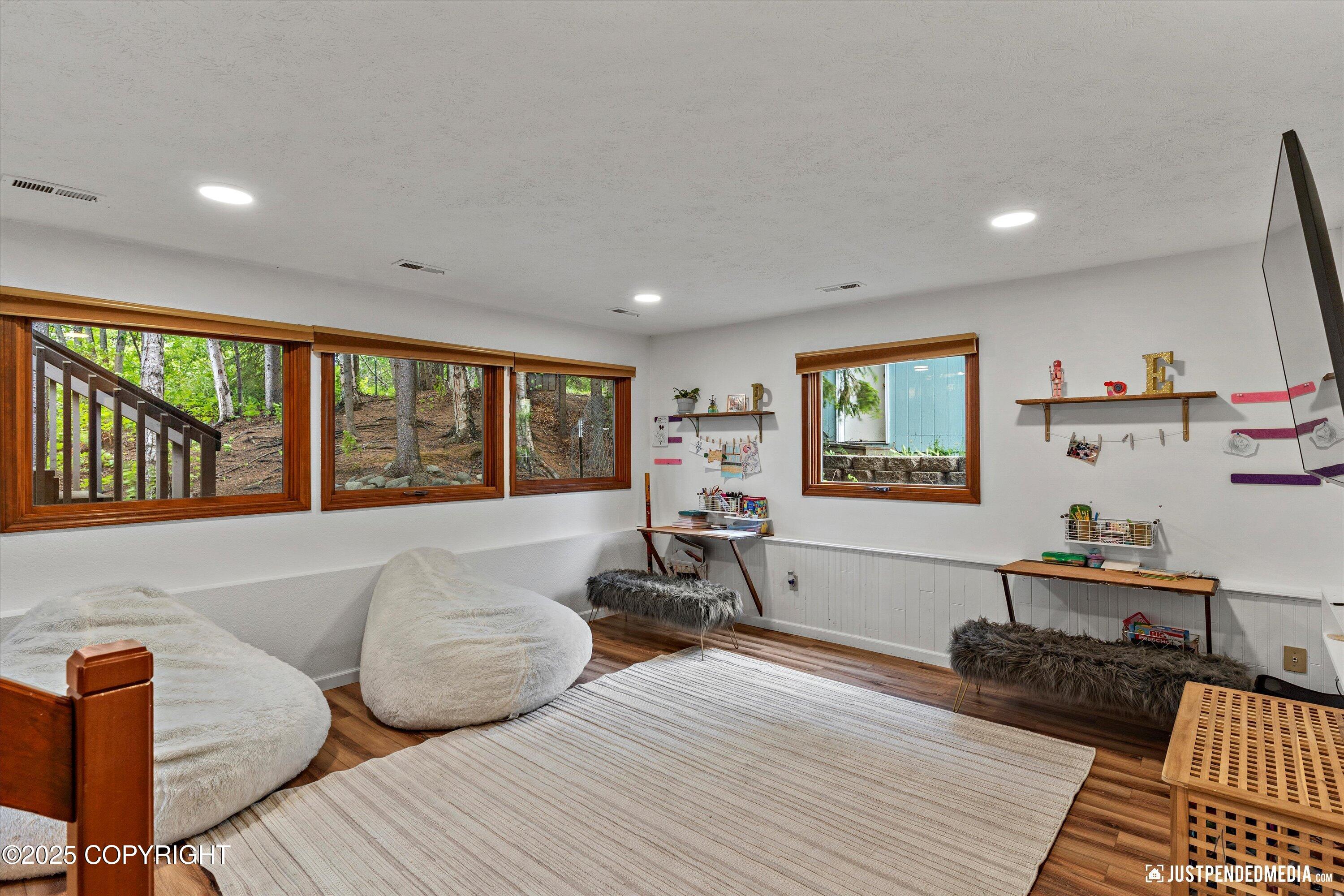 10510 Constitution Circle, Eagle River, Alaska image 20