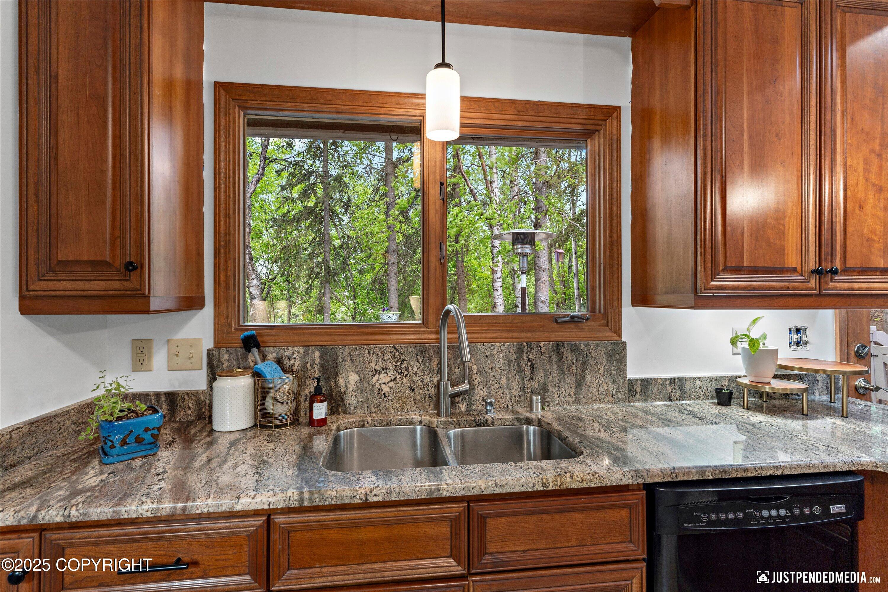 10510 Constitution Circle, Eagle River, Alaska image 15