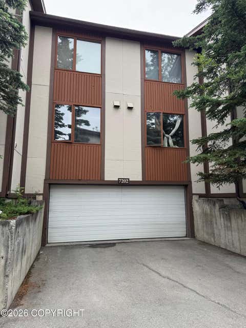 Condo For Rent - 7202 Foxridge Circle #E<br/> Anchorage, AK 99518