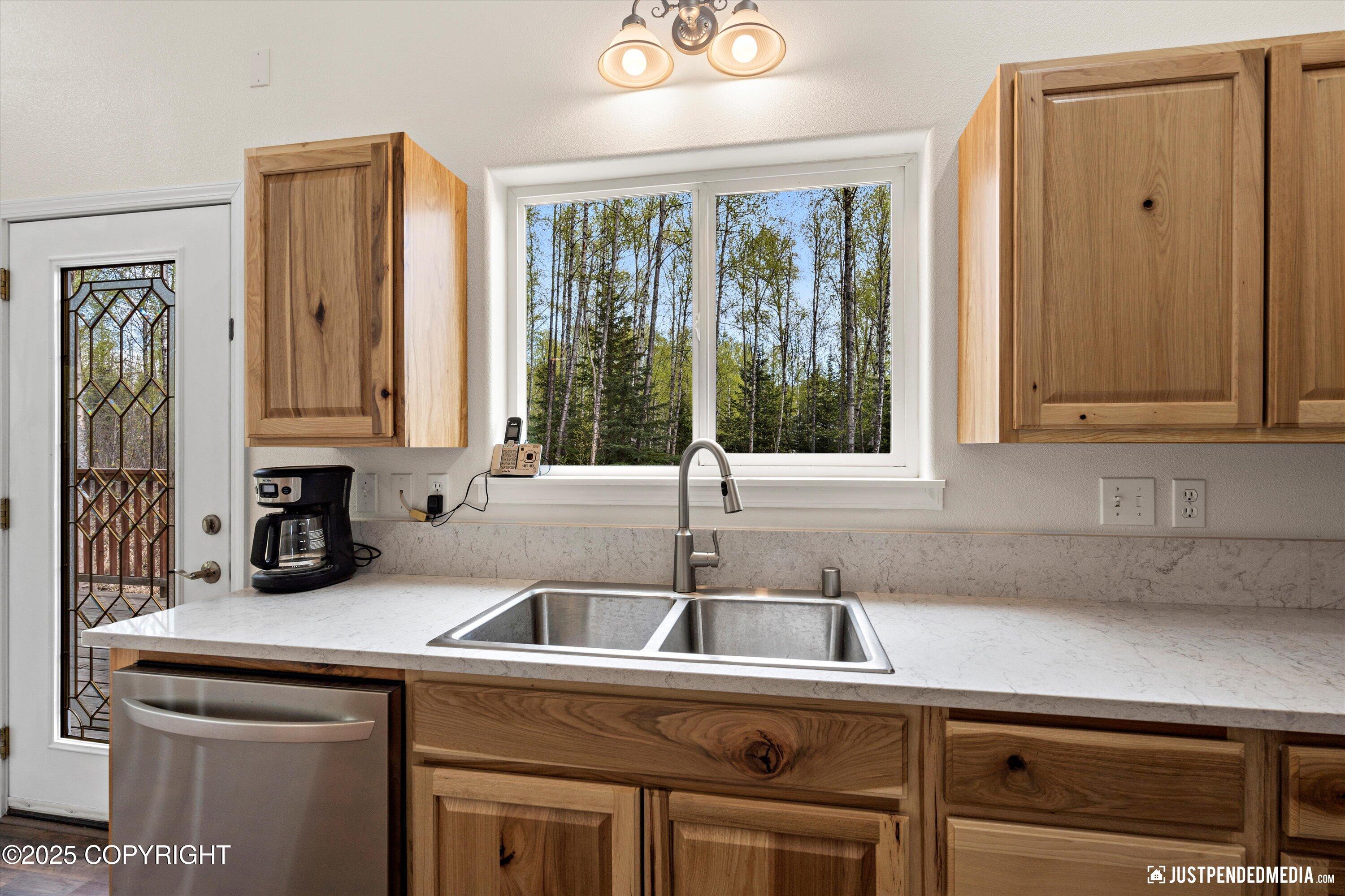 4734 S Timberland Loop, Wasilla, Alaska image 3