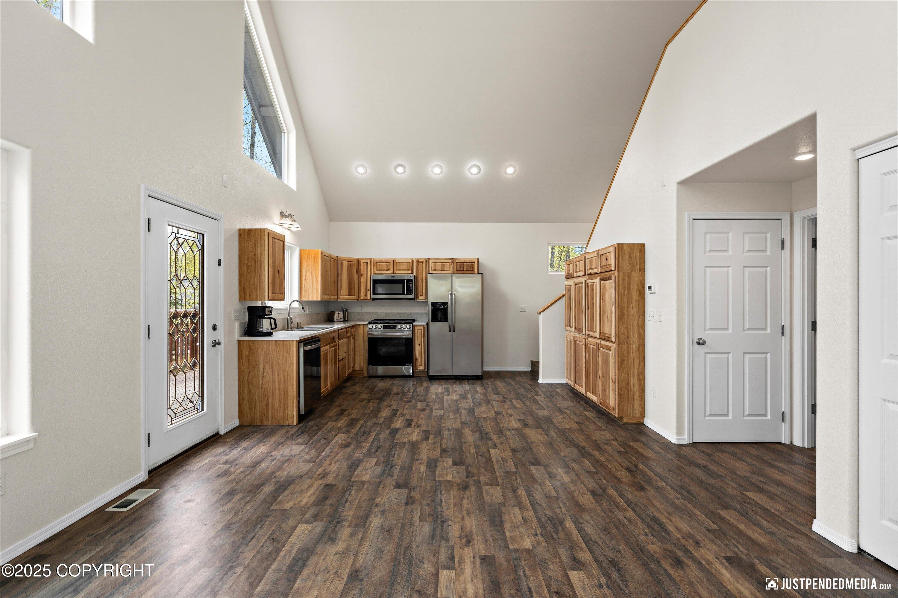 4734 S Timberland Loop, Wasilla, Alaska image 7
